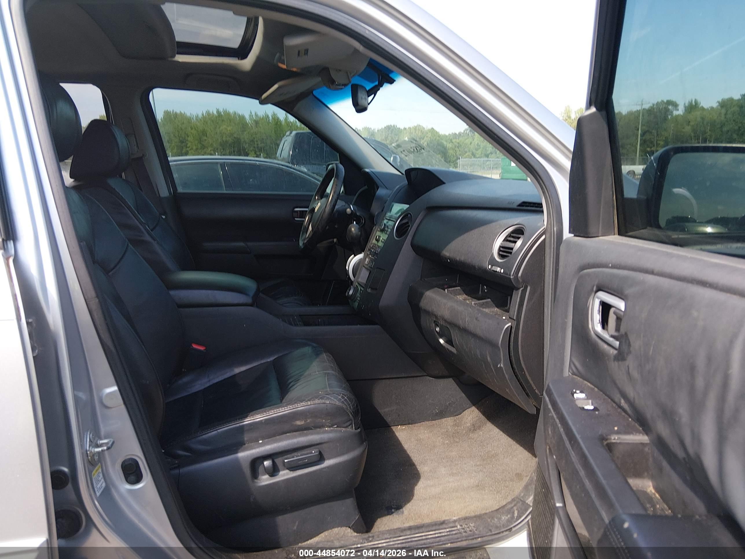 HONDA PILOT image 5