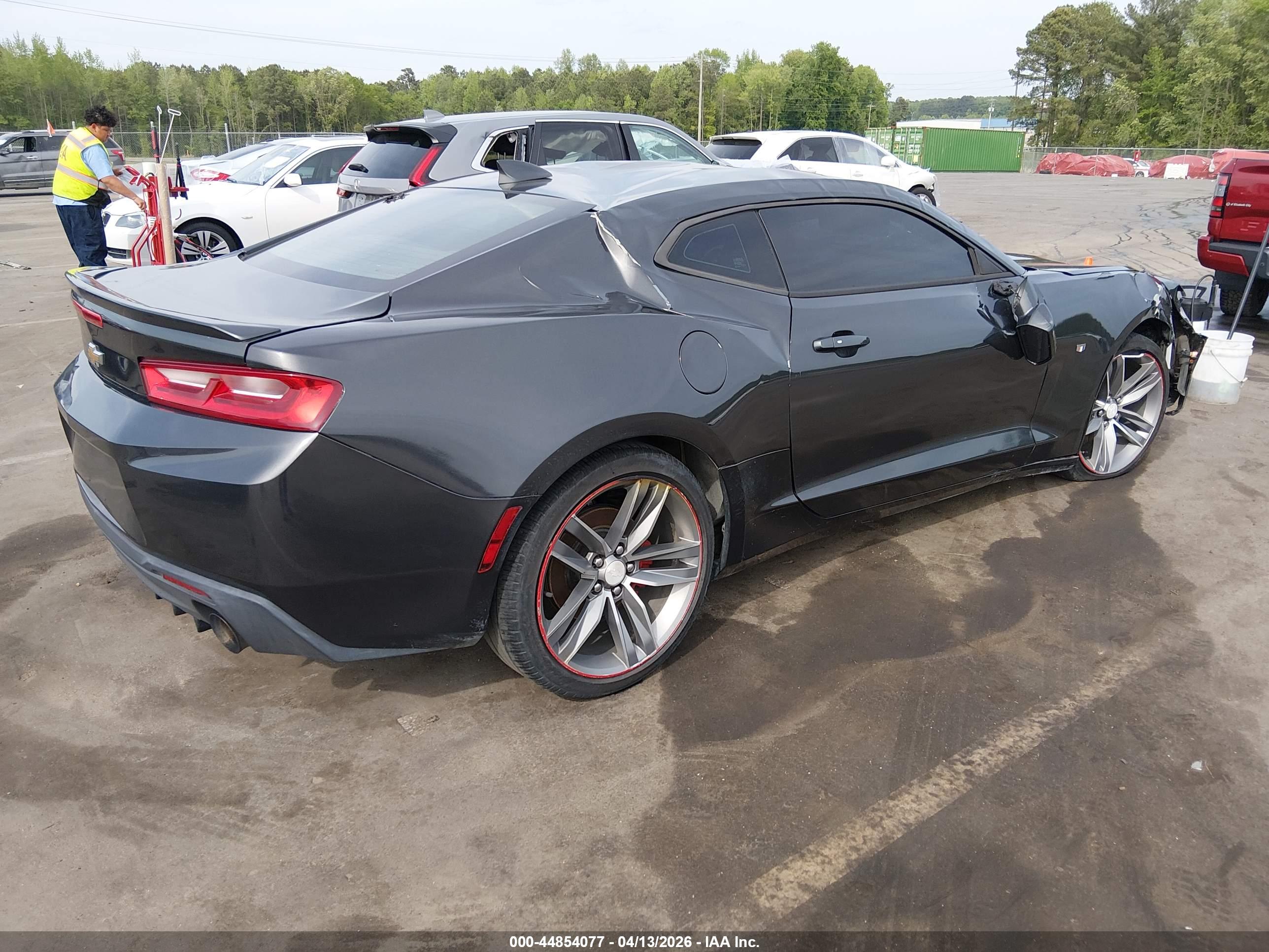 CHEVROLET CAMARO image 4