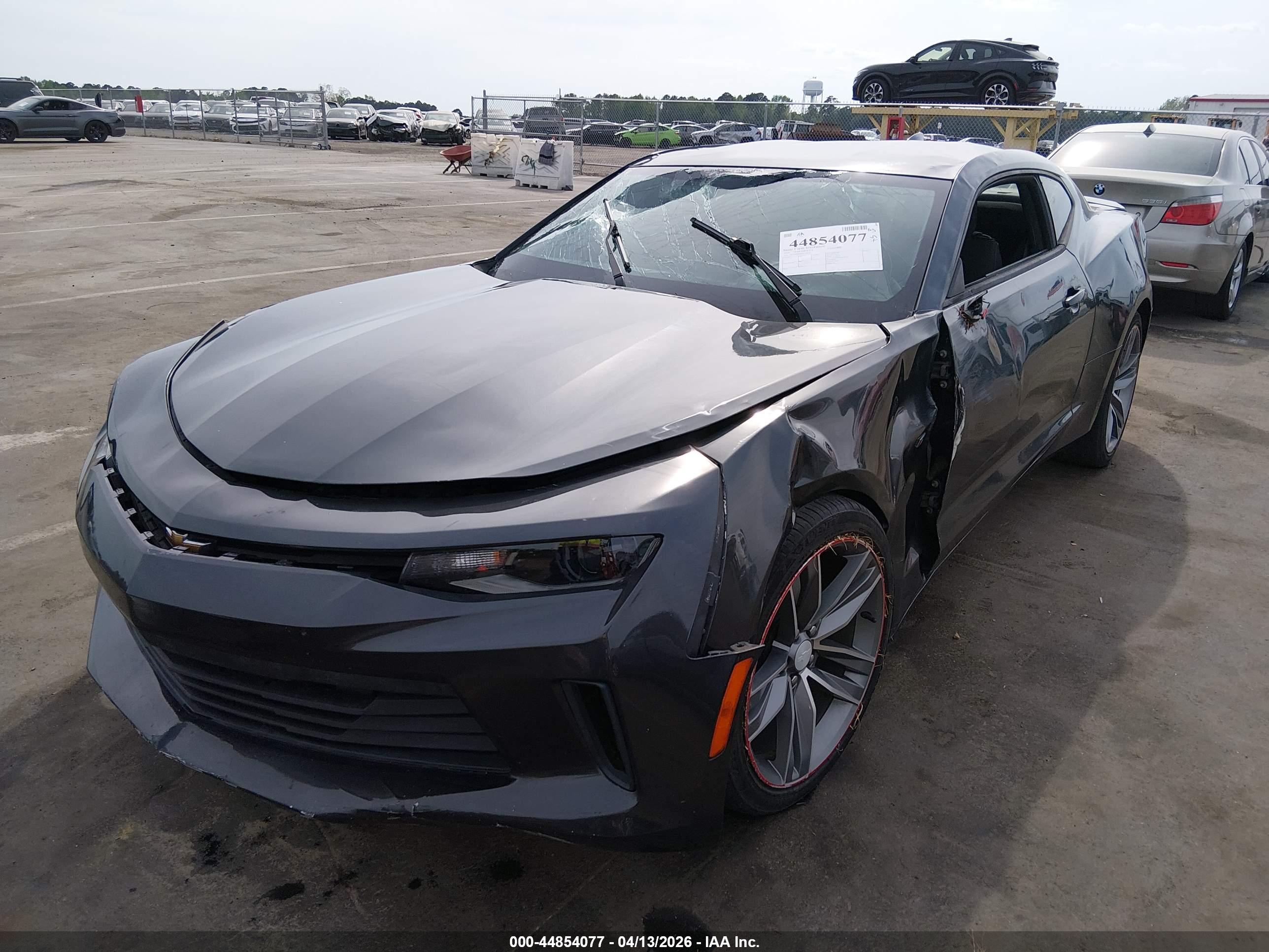CHEVROLET CAMARO image 6