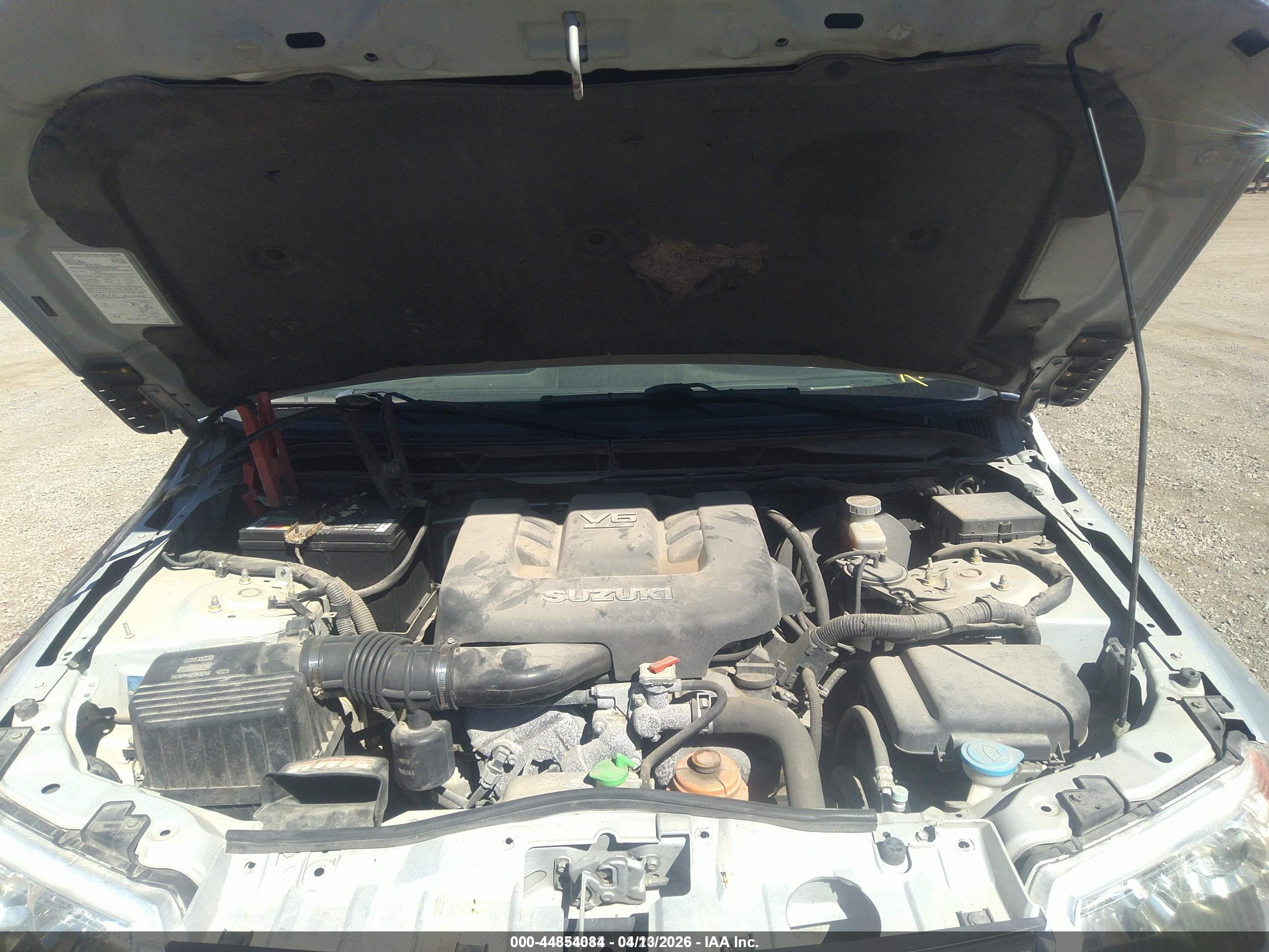 SUZUKI GRAND image 10