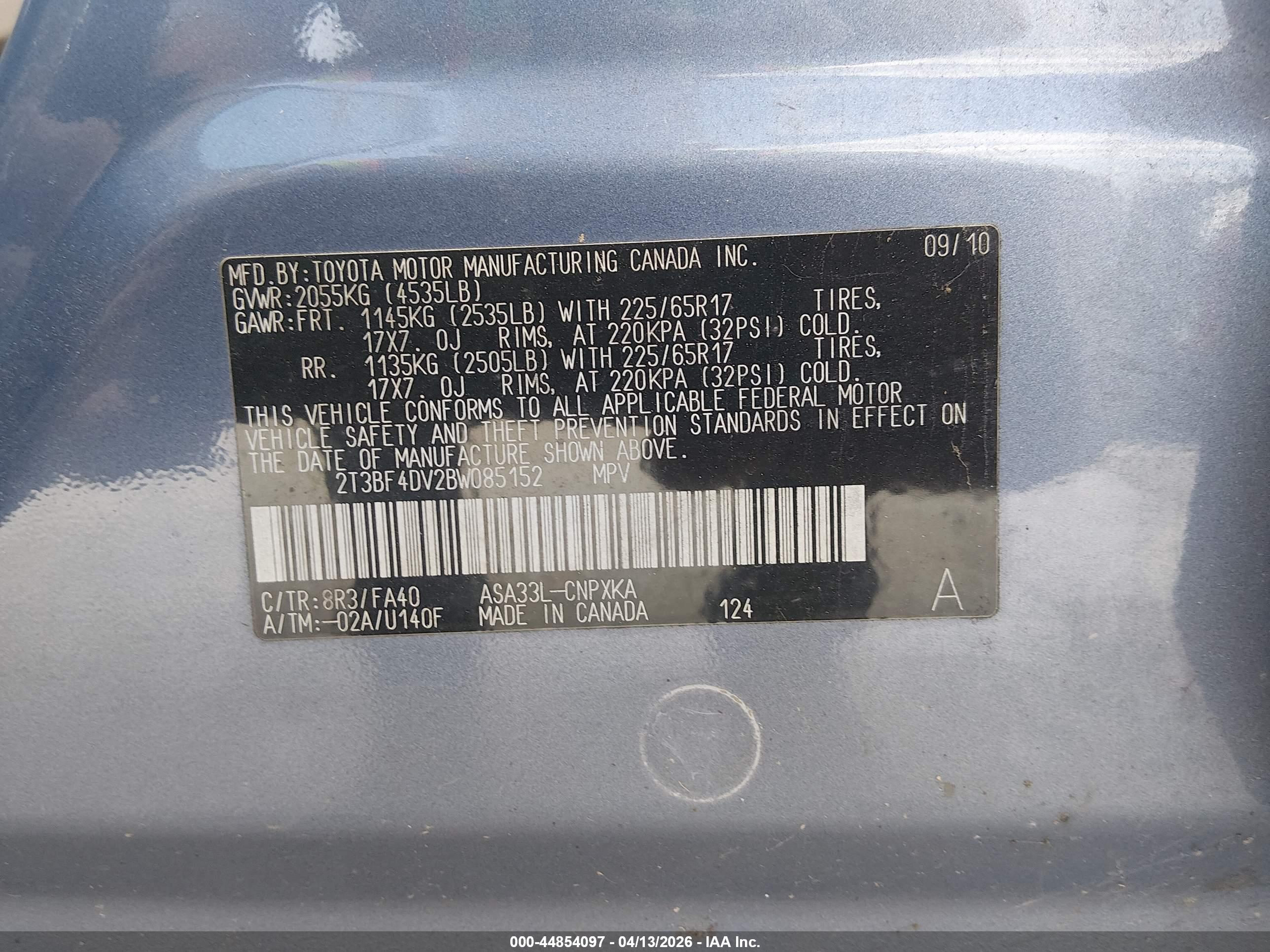 TOYOTA RAV4 image 9