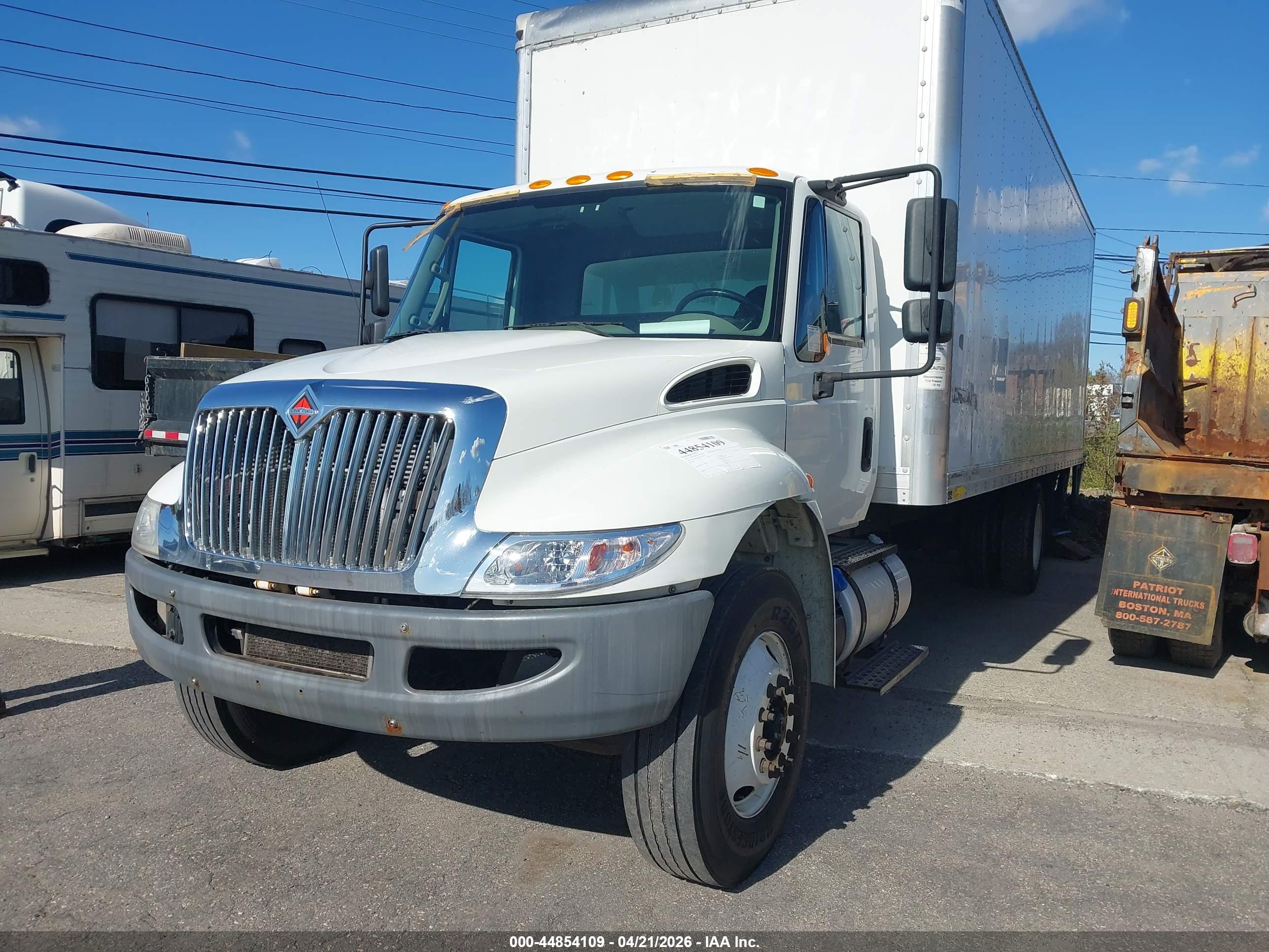 INTERNATIONAL DURASTAR image 2