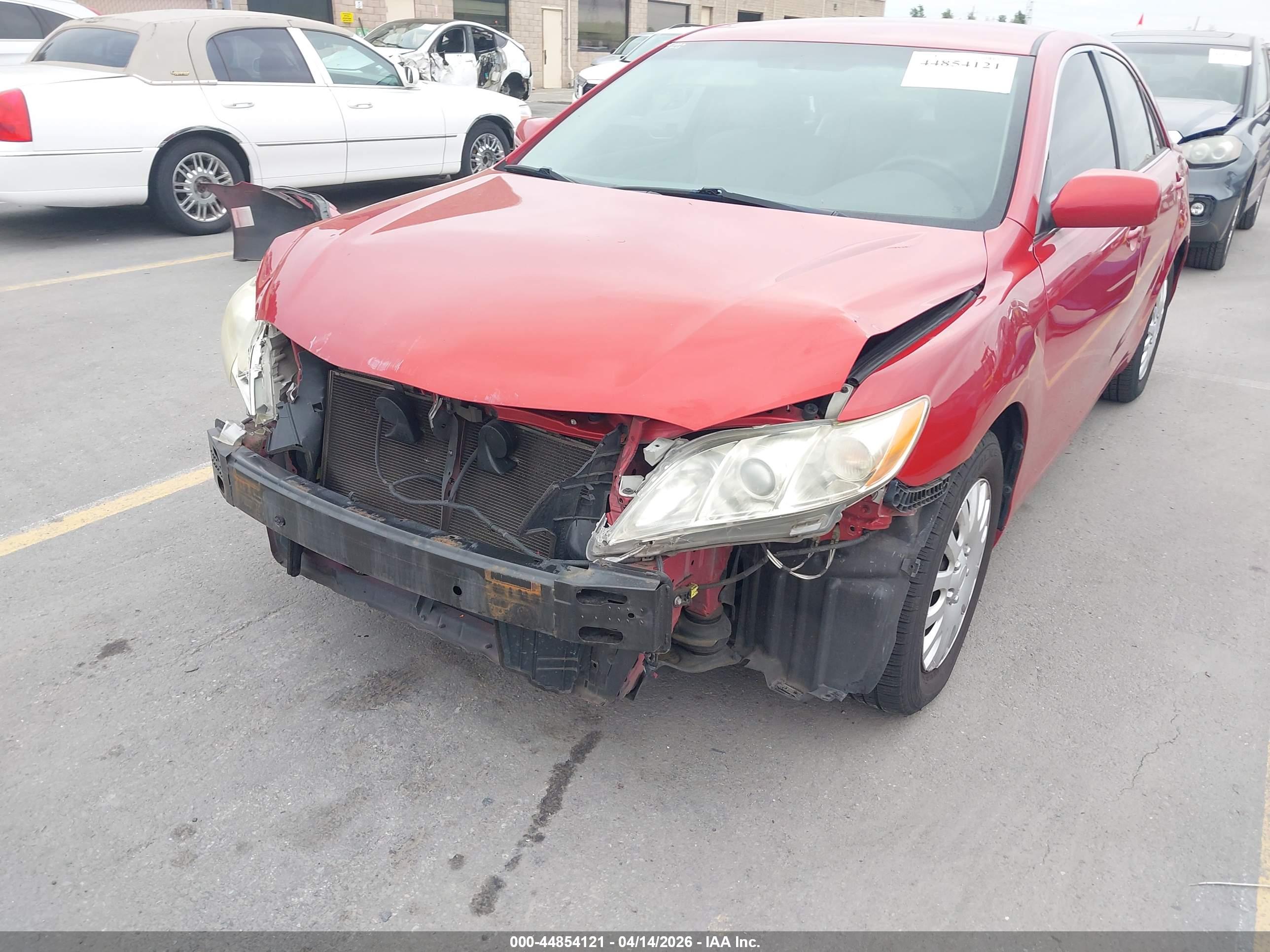 TOYOTA CAMRY image 6
