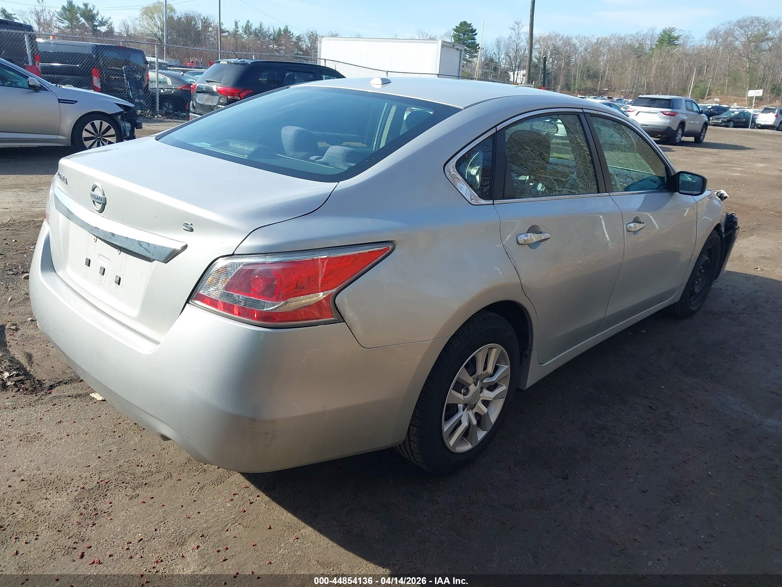 NISSAN ALTIMA image 4