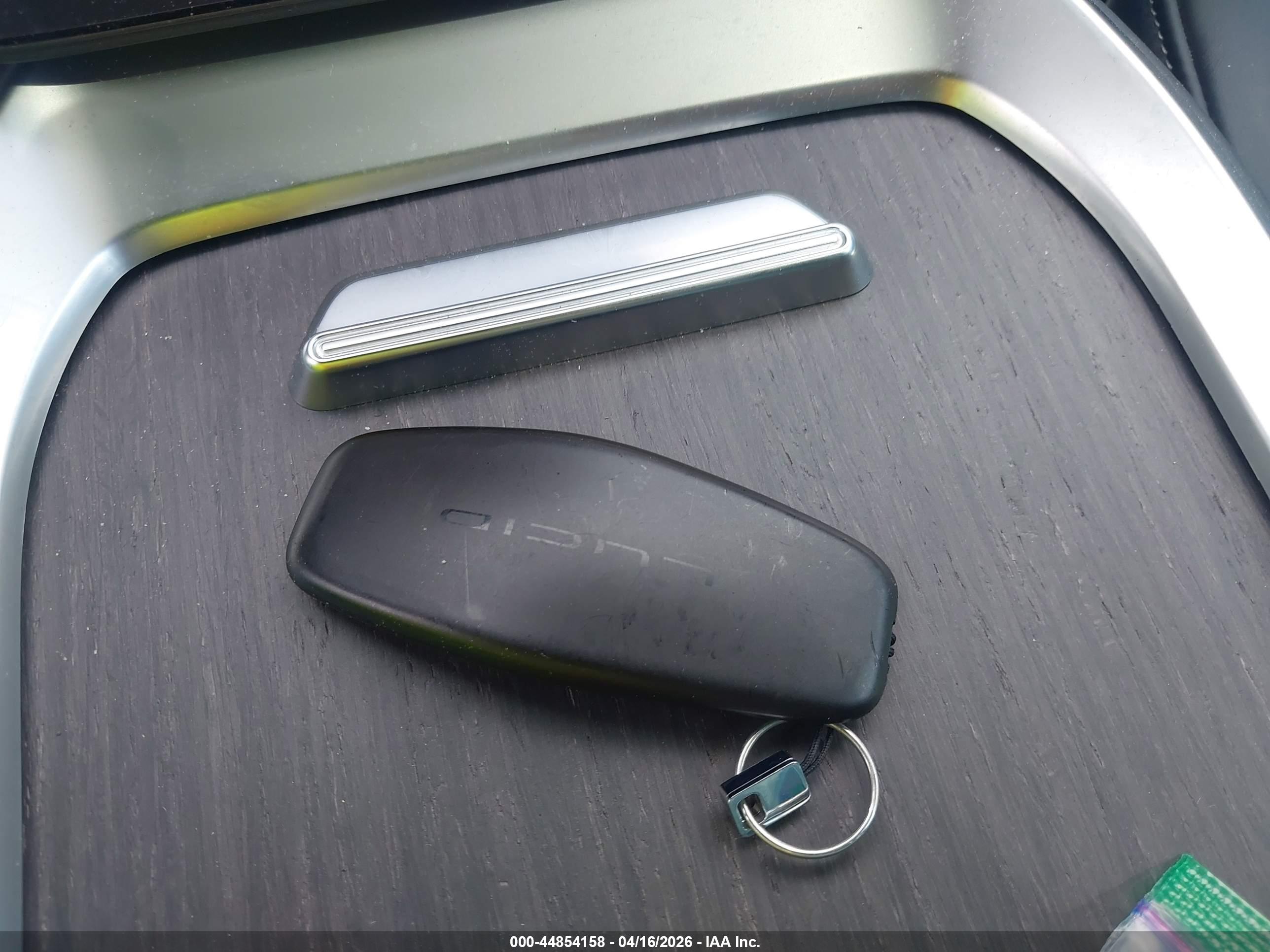 LUCID AIR image 11