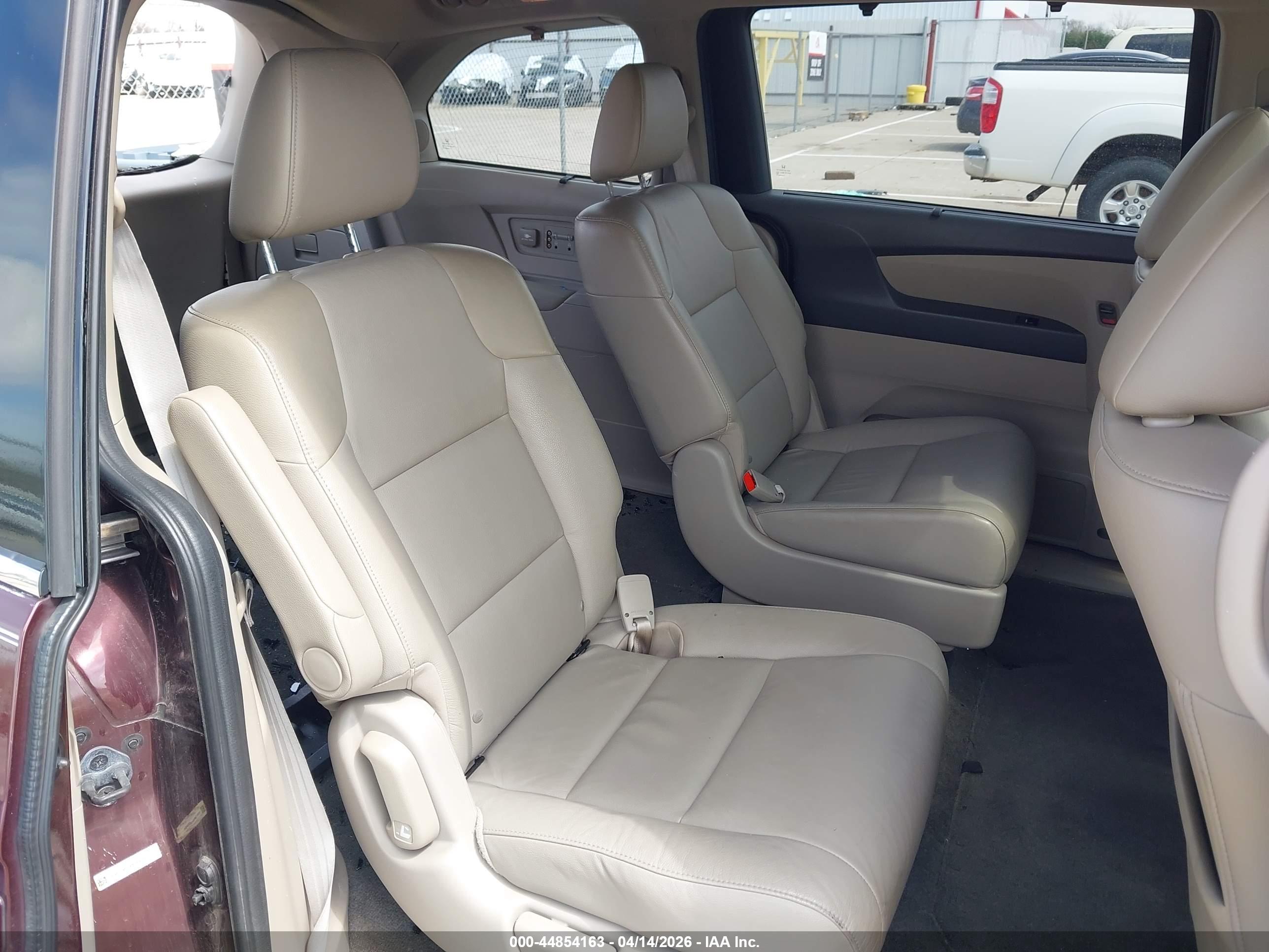 HONDA ODYSSEY image 8