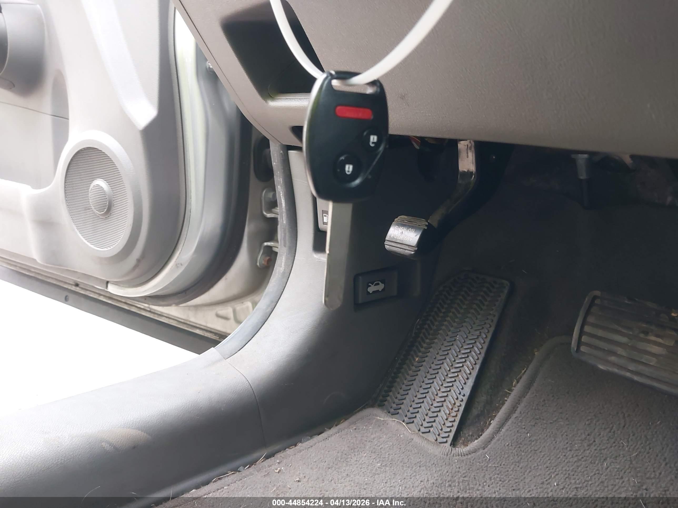 HONDA CR-V image 11