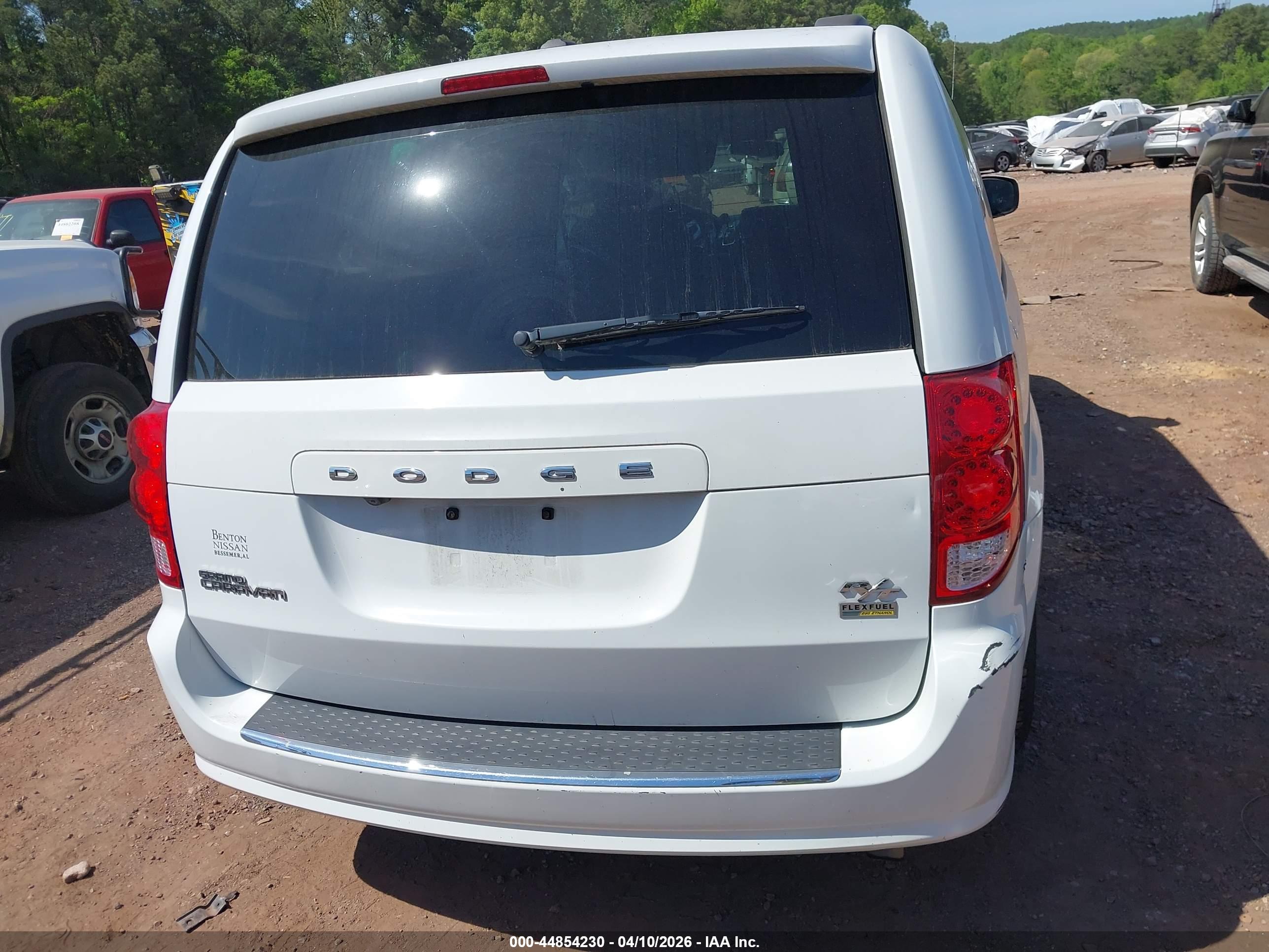 DODGE GRAND image 6