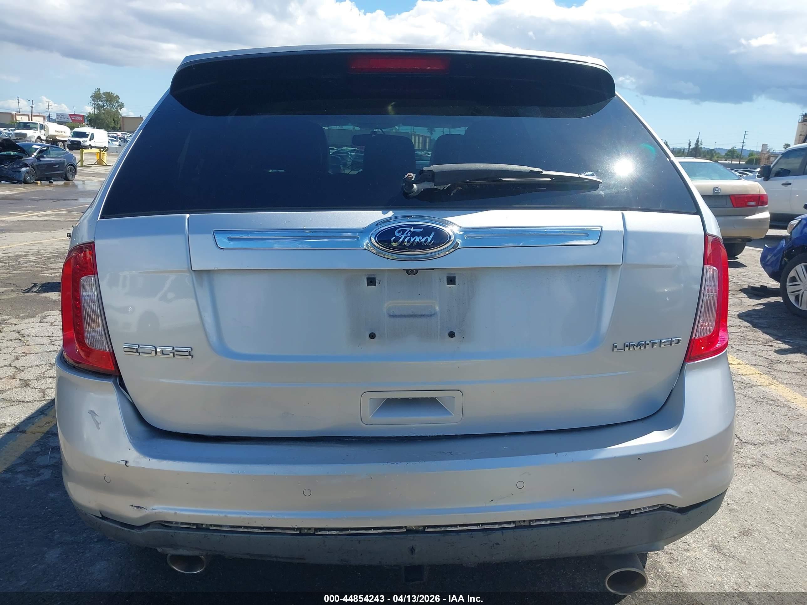 FORD EDGE image 6