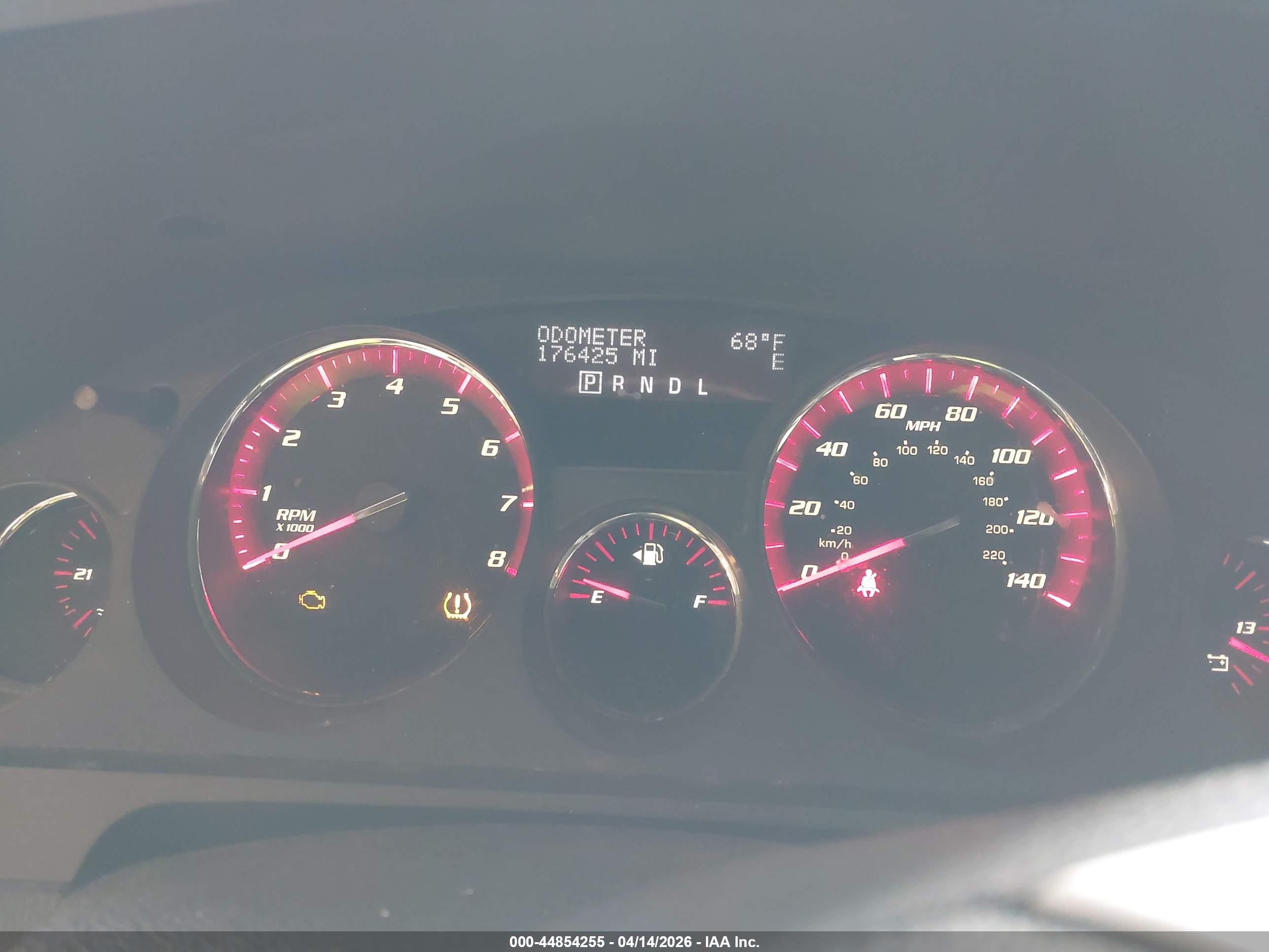 GMC ACADIA image 7