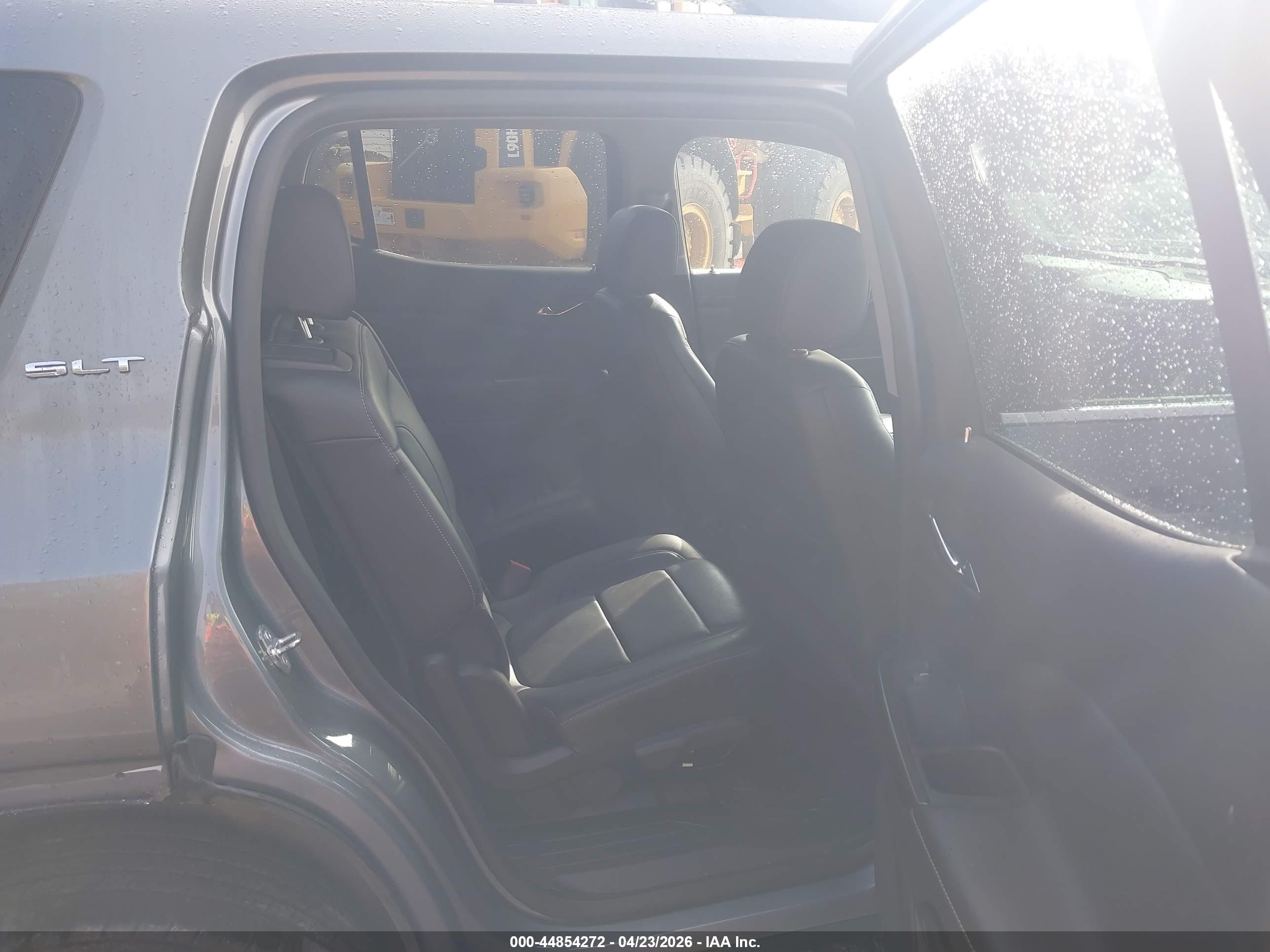 GMC ACADIA image 8