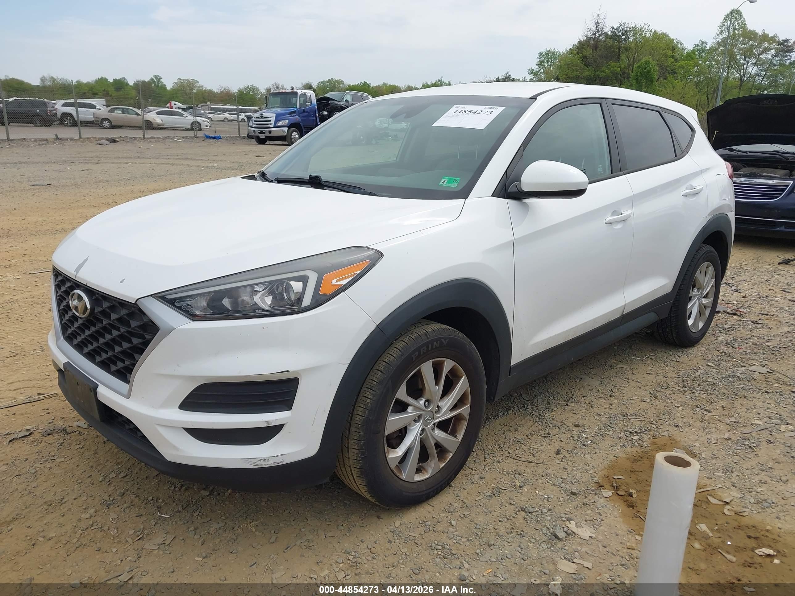 HYUNDAI TUCSON image 2