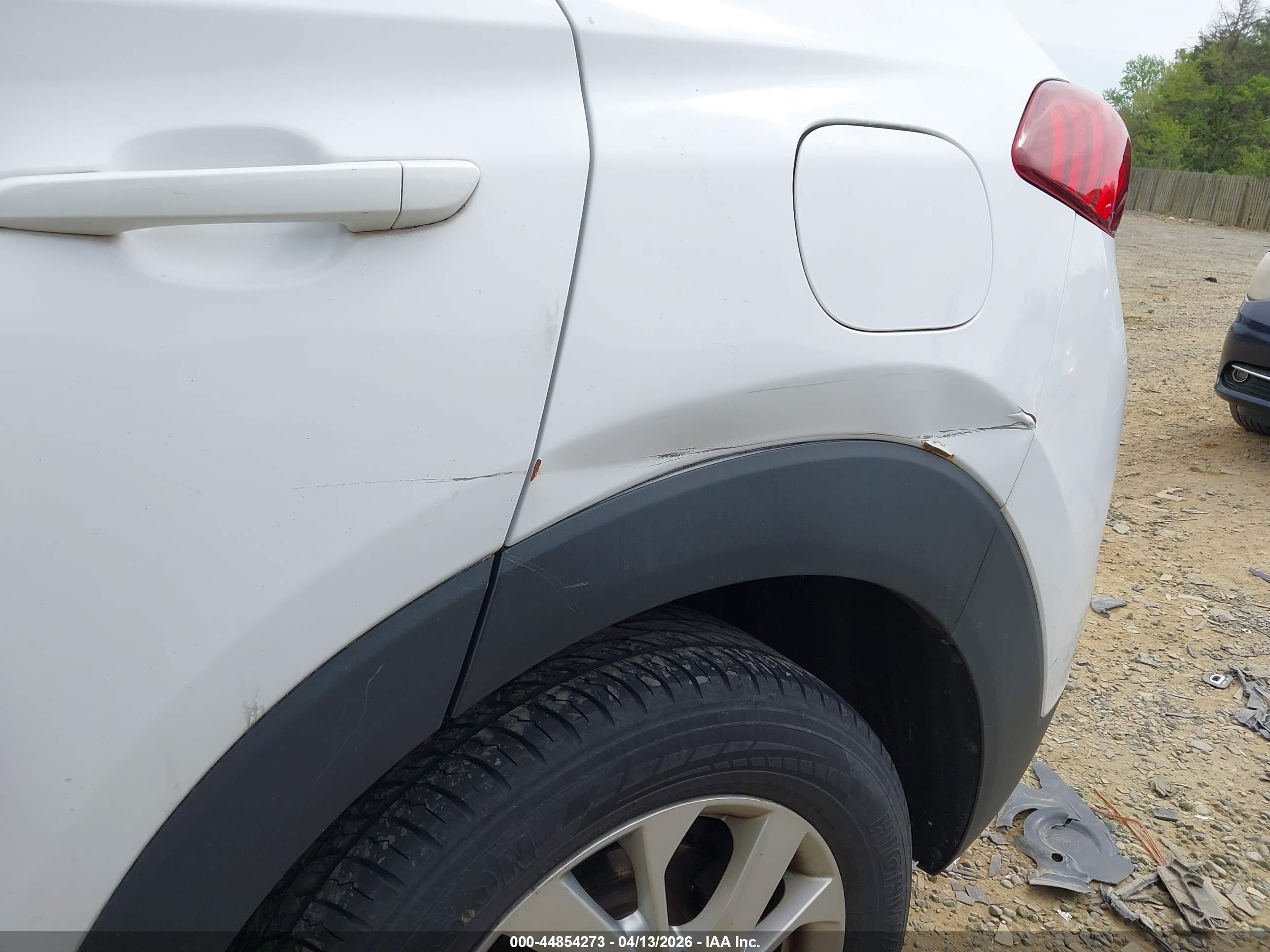 HYUNDAI TUCSON image 6