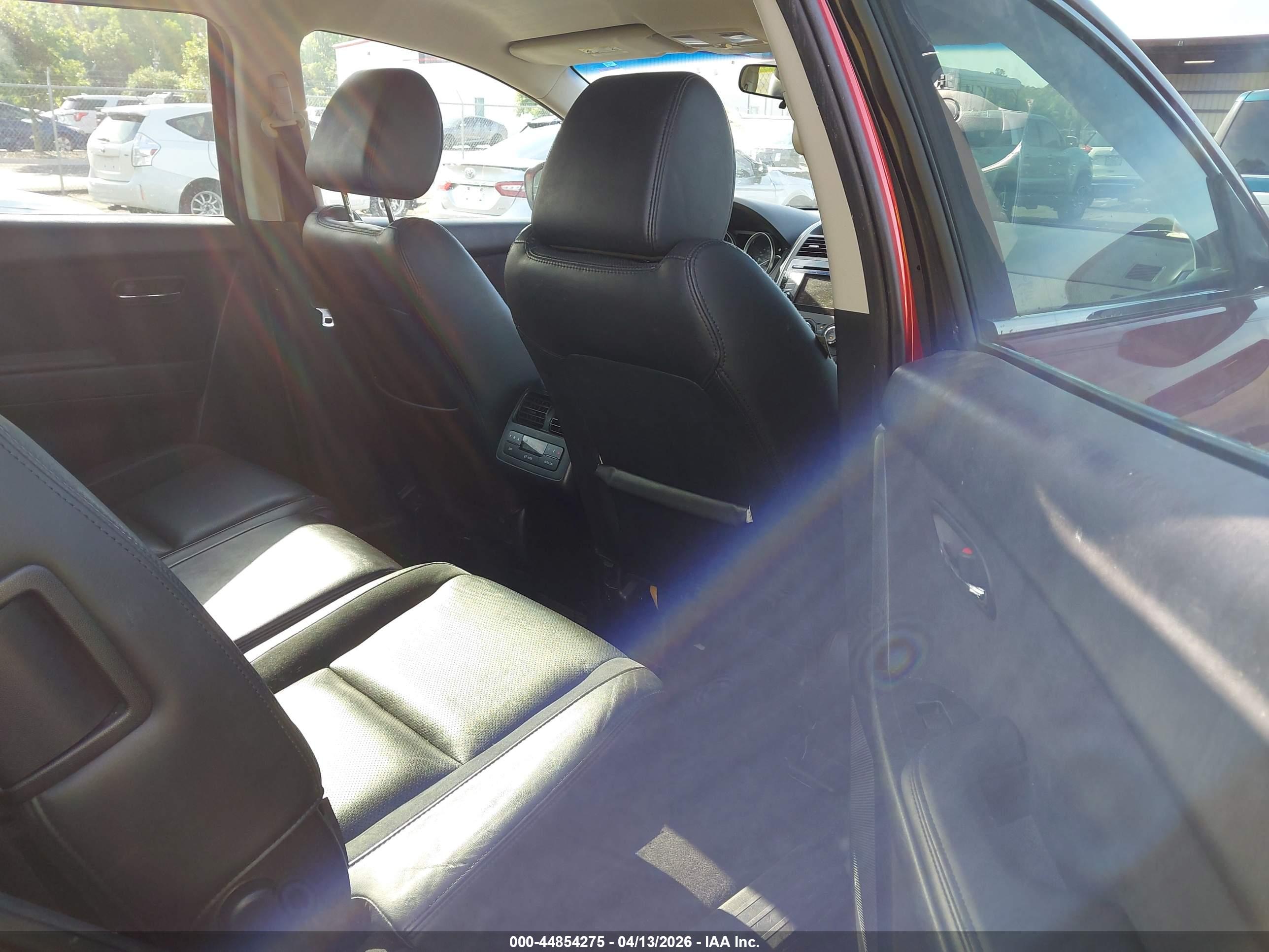 MAZDA CX-9 image 8