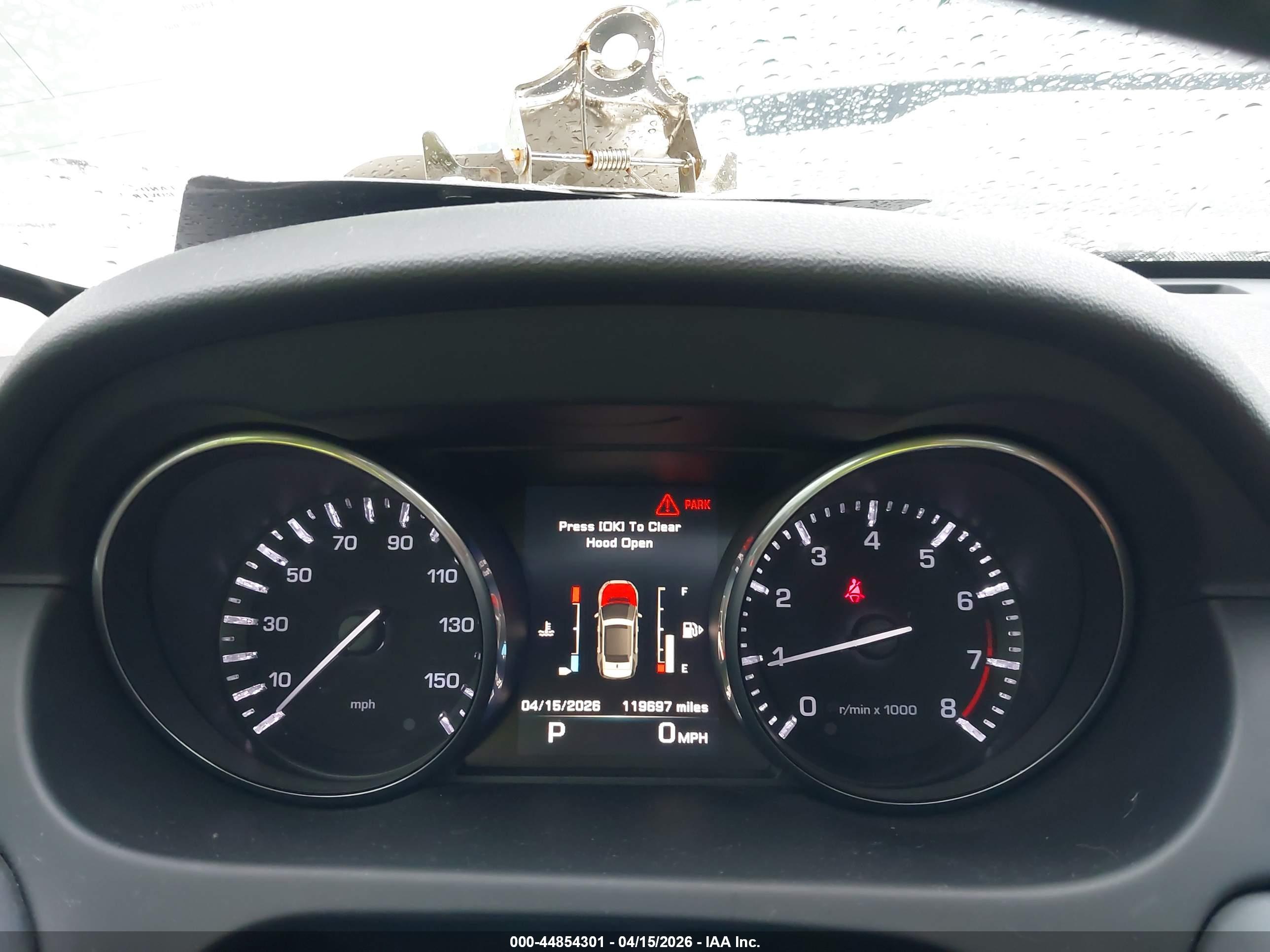 LAND ROVER image 7