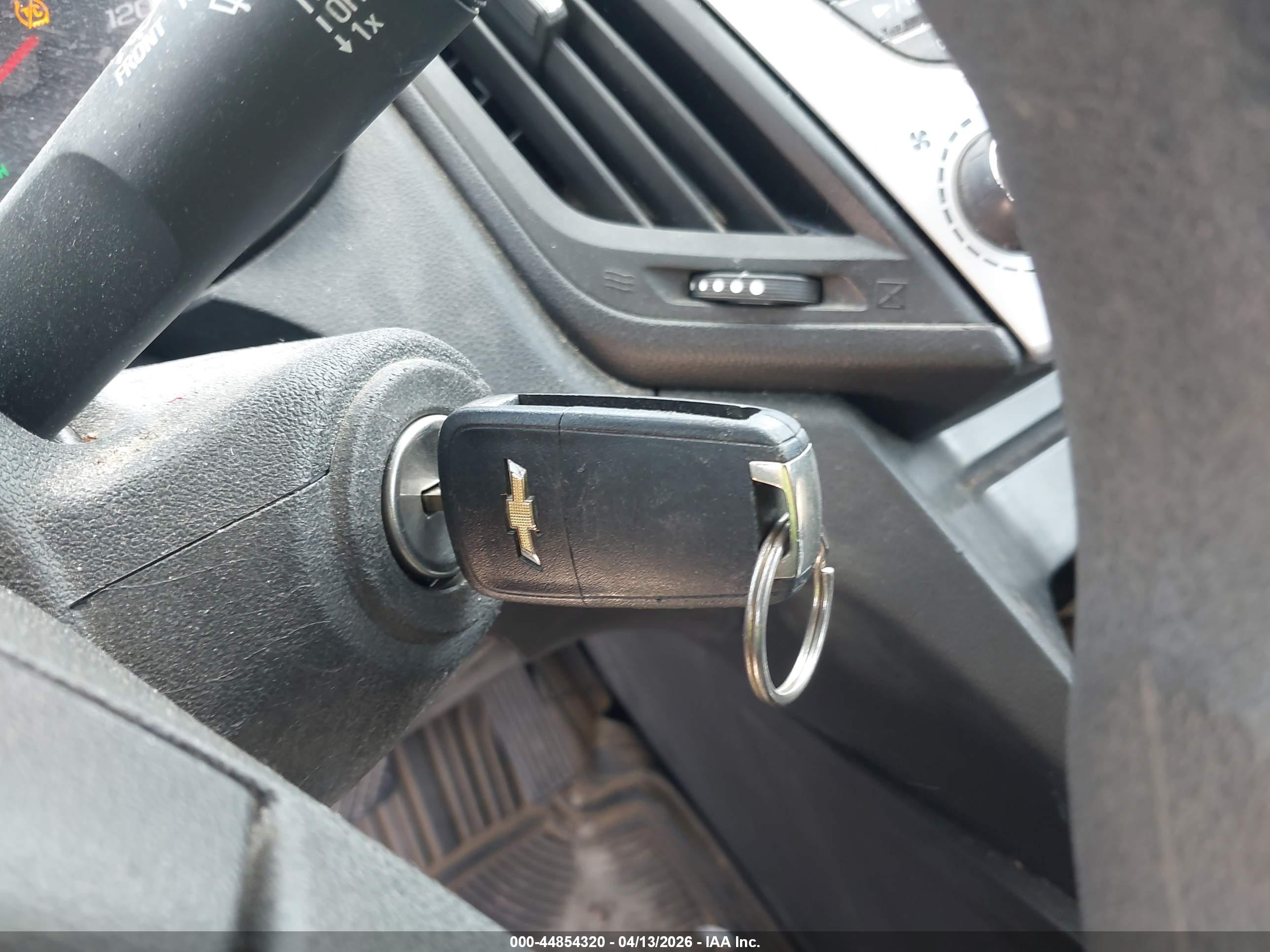 CHEVROLET EQUINOX image 11