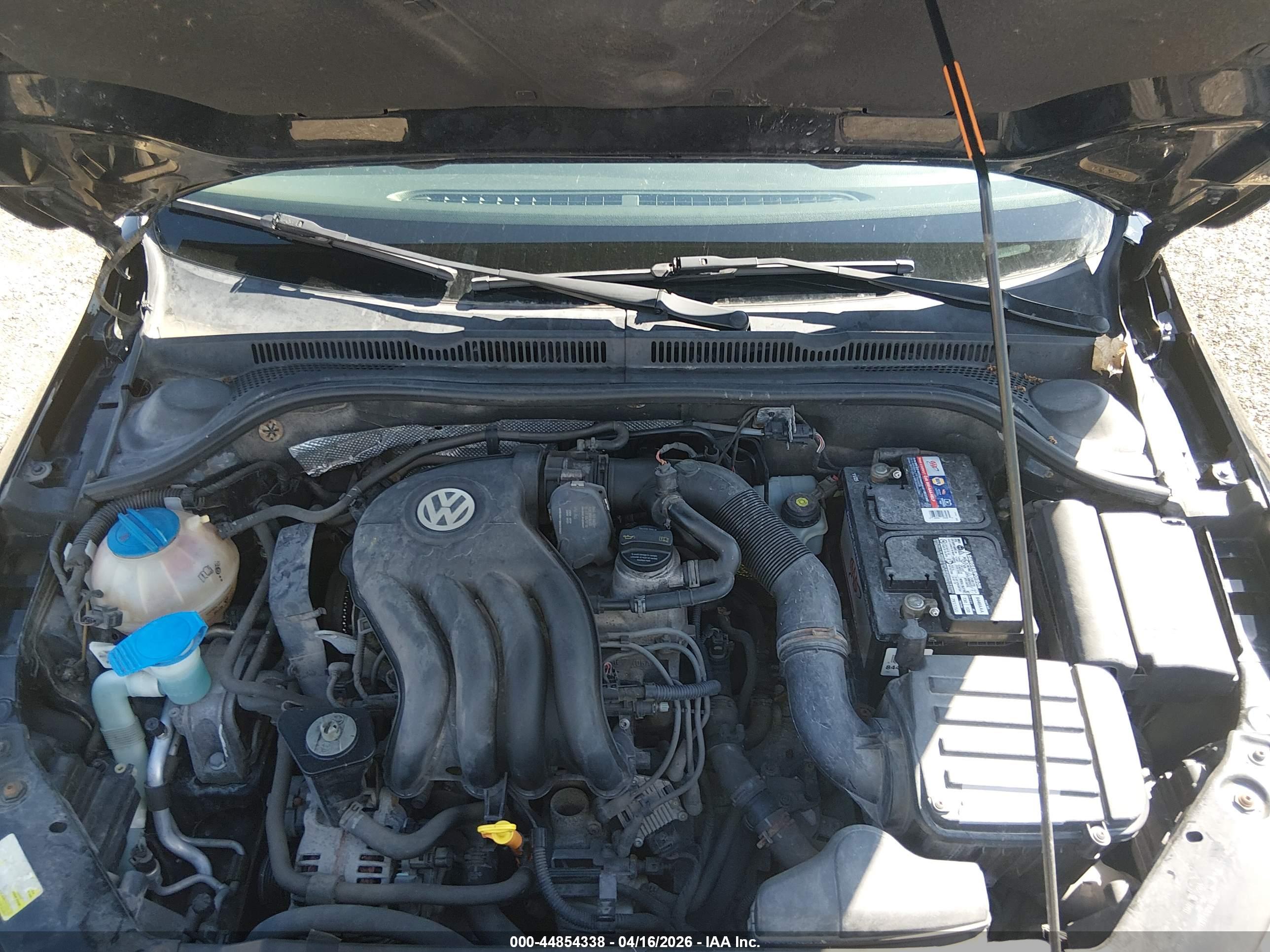 VOLKSWAGEN JETTA image 10