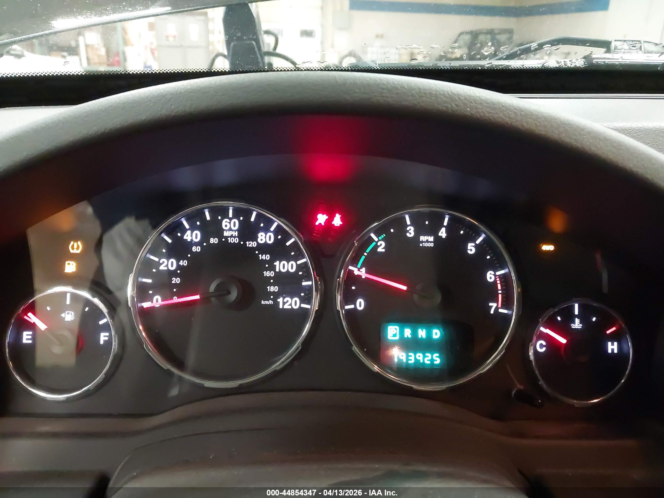 JEEP LIBERTY image 7