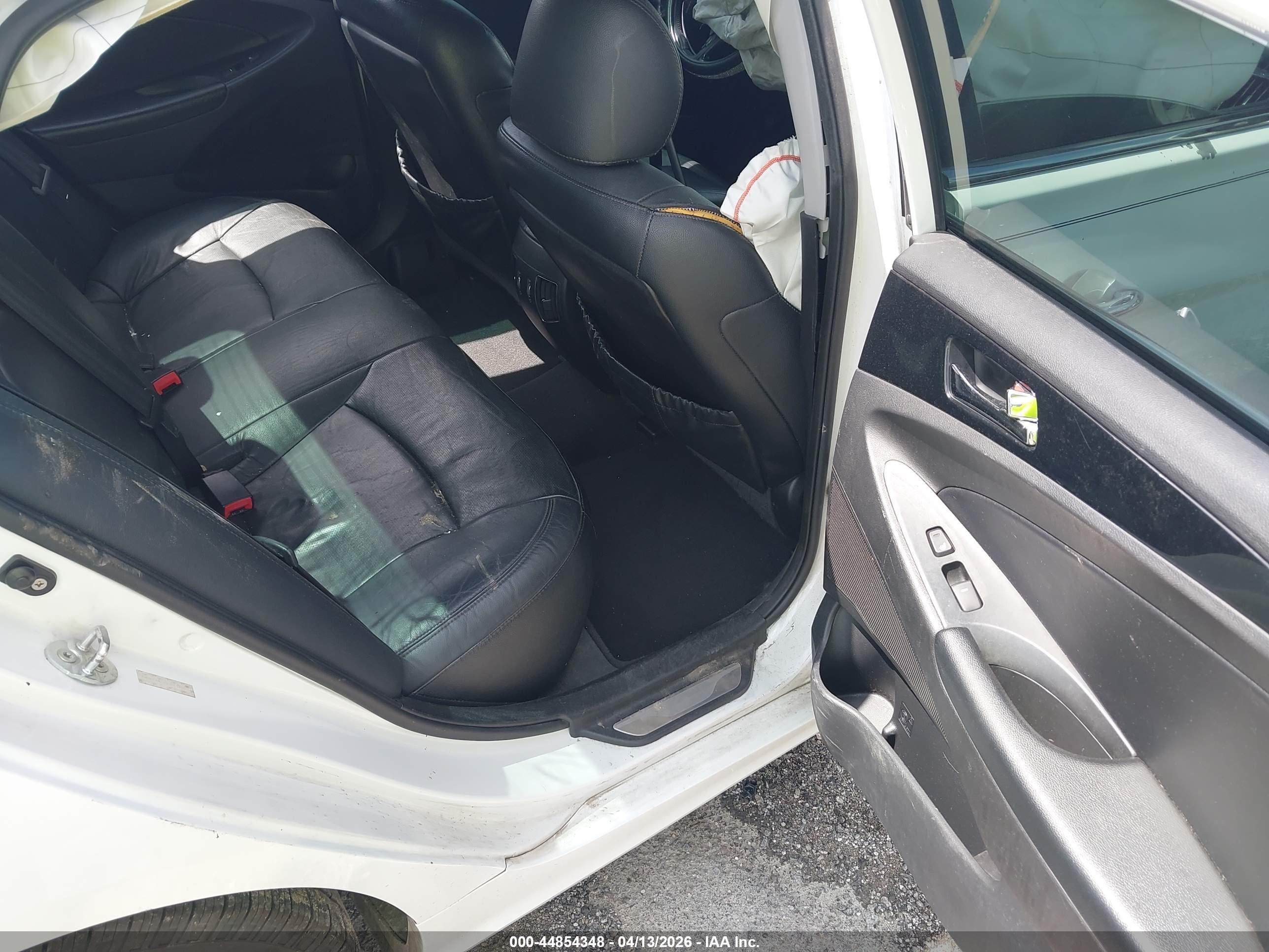 HYUNDAI SONATA image 8