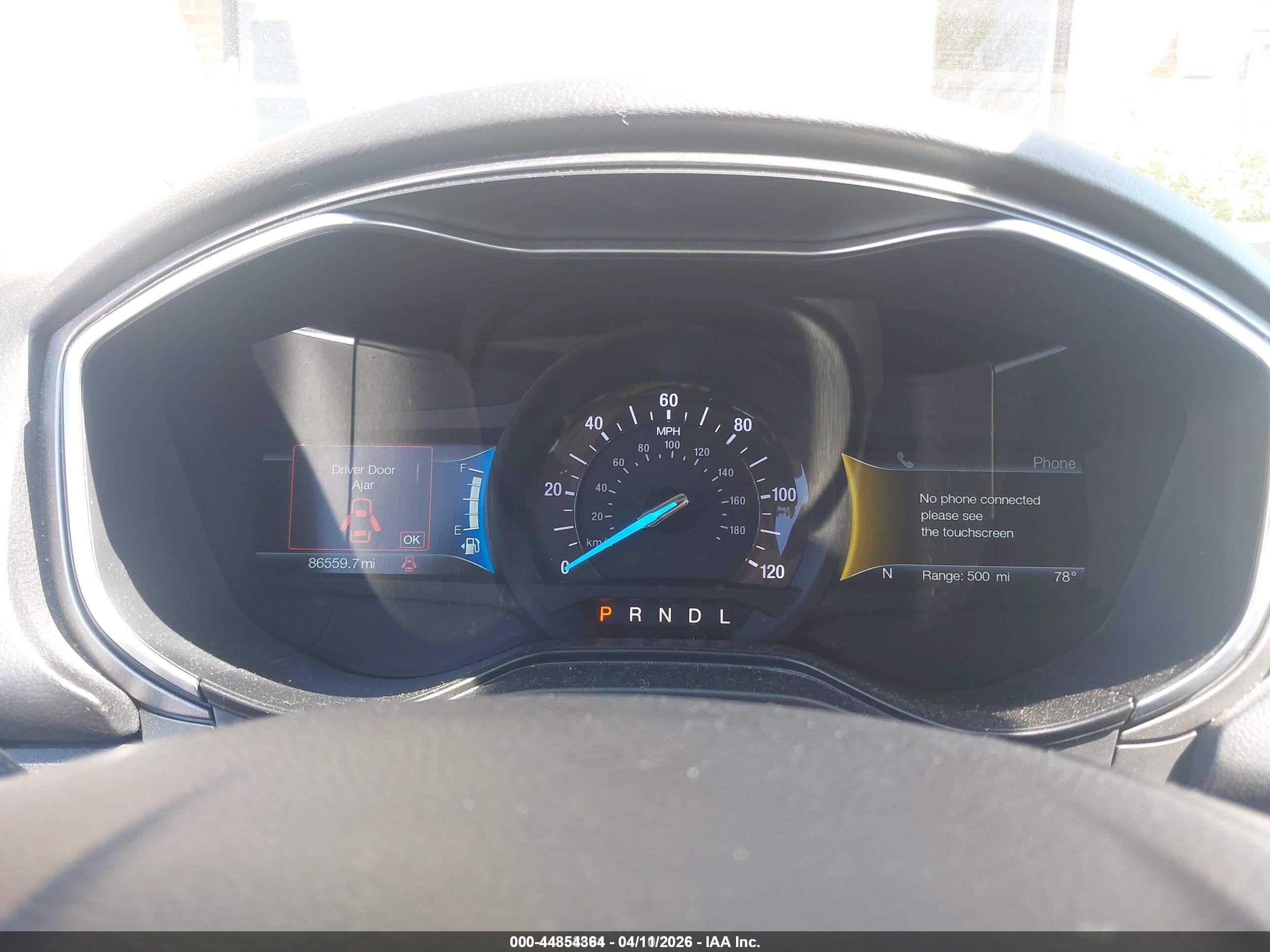 FORD FUSION image 7