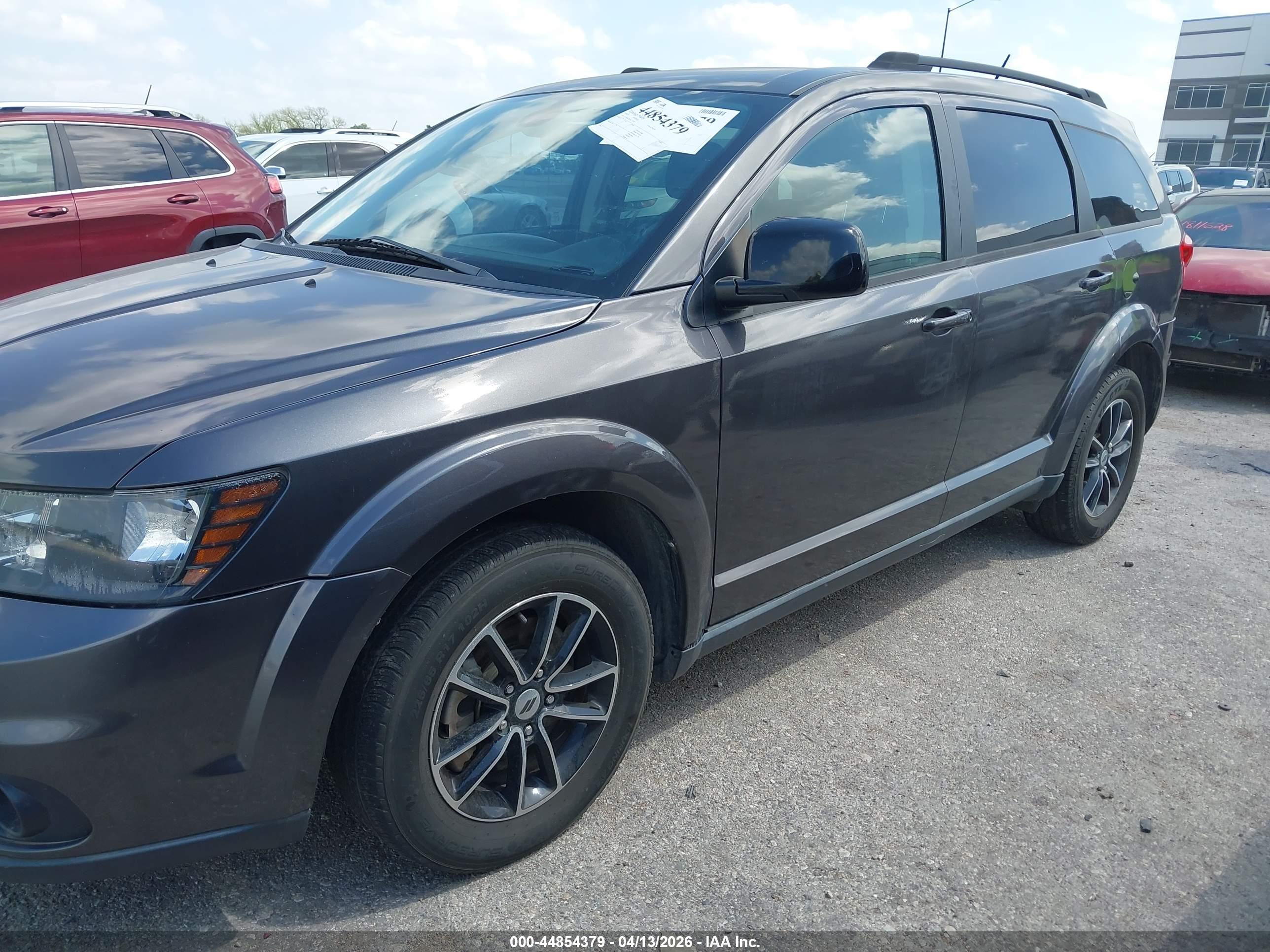 DODGE JOURNEY image 6