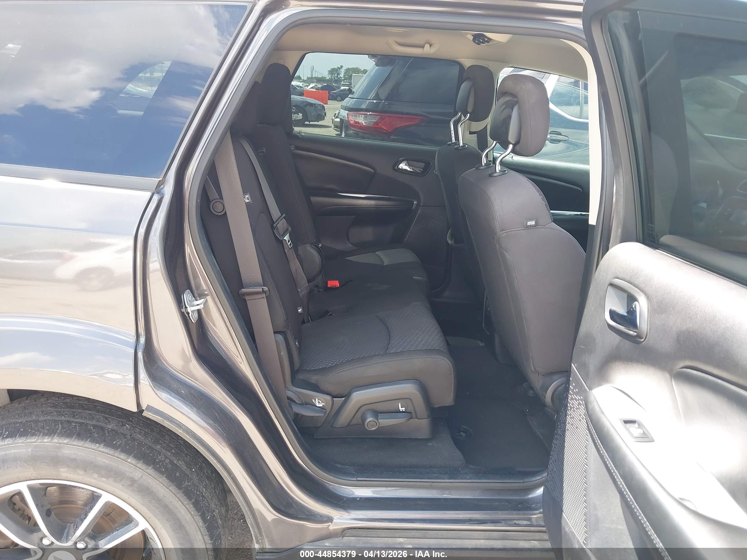 DODGE JOURNEY image 8
