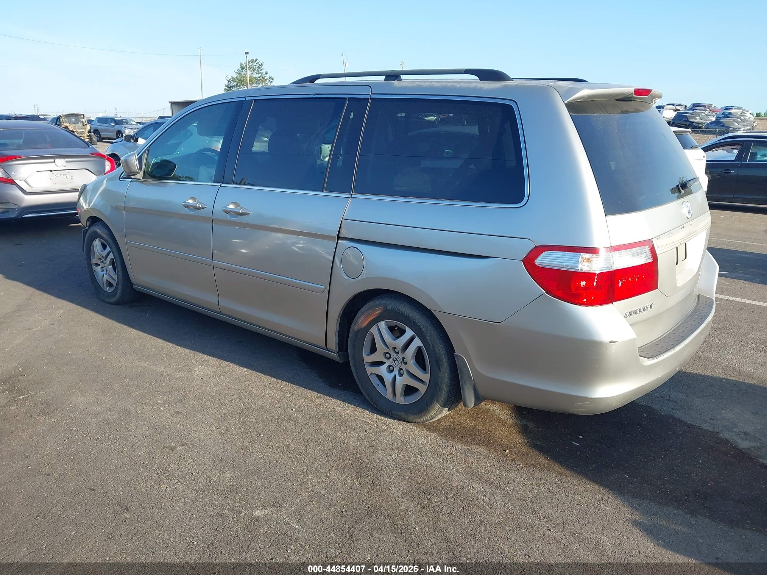 HONDA ODYSSEY image 3