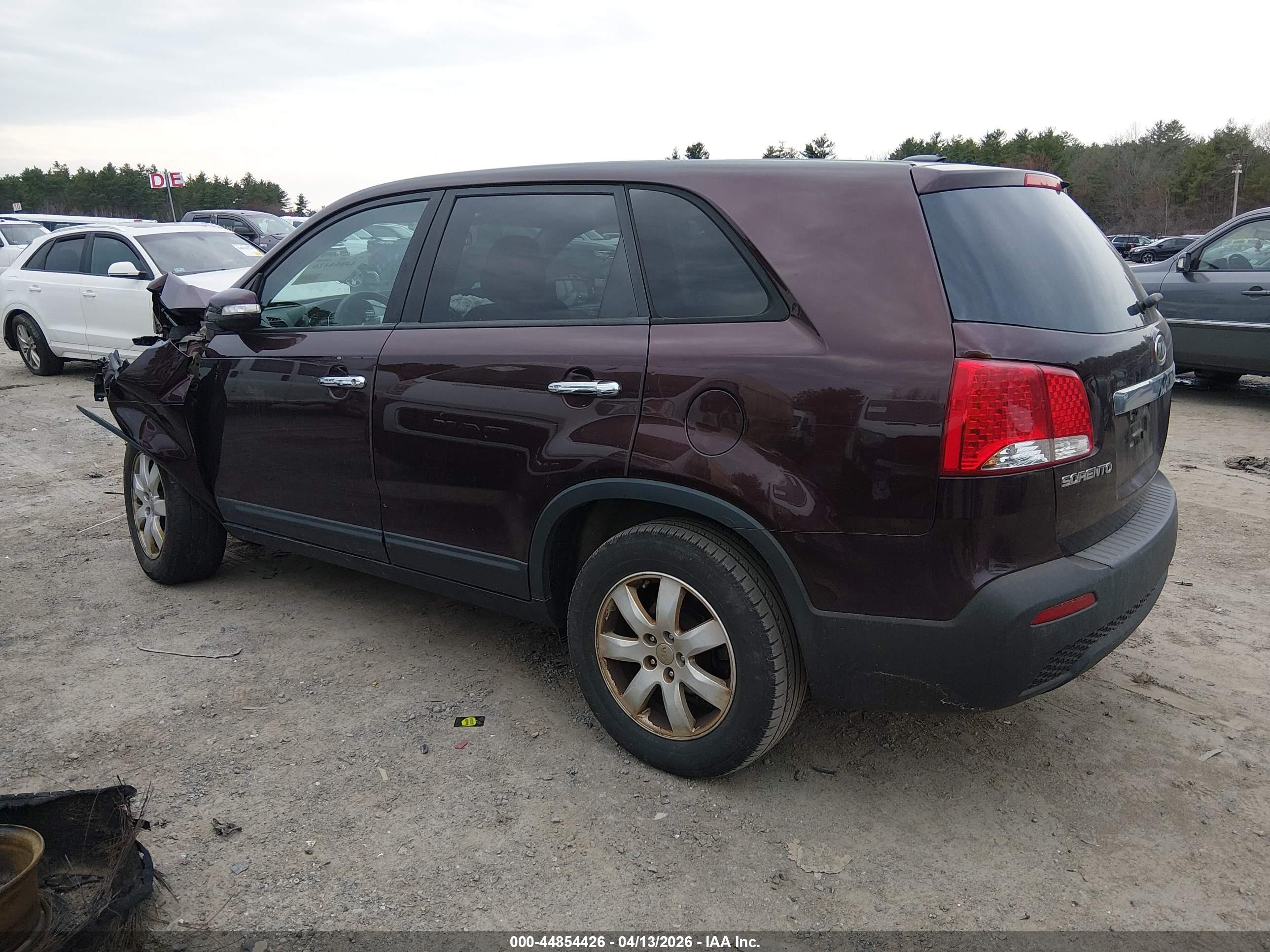 KIA SORENTO image 3