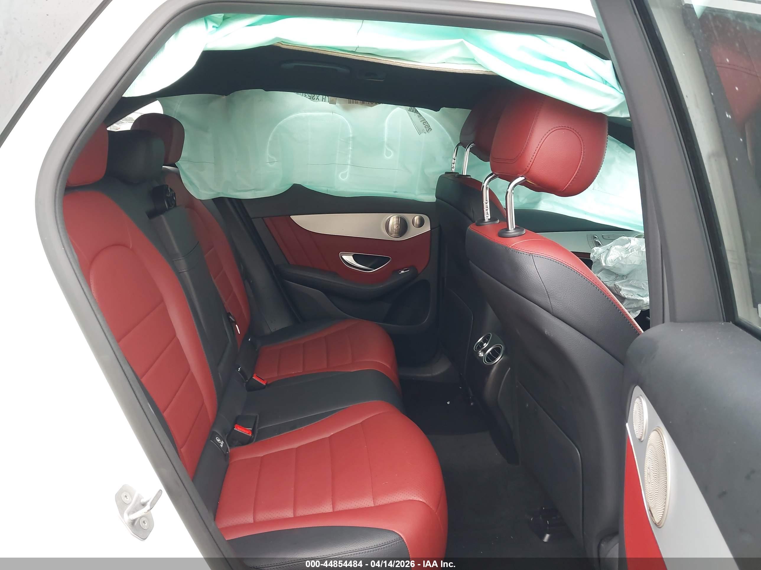 MERCEDES-BENZ GLC image 8