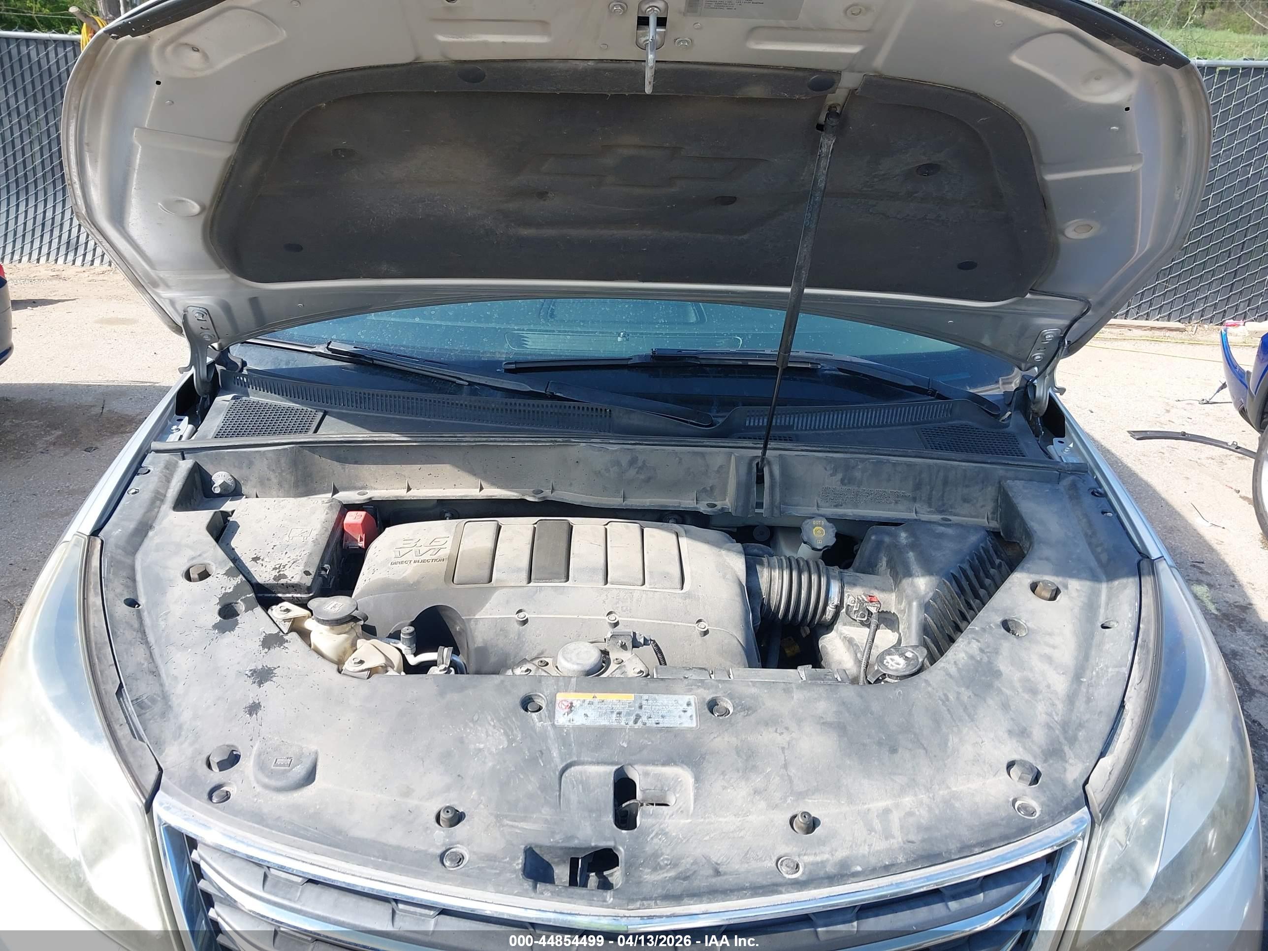 CHEVROLET TRAVERSE image 10
