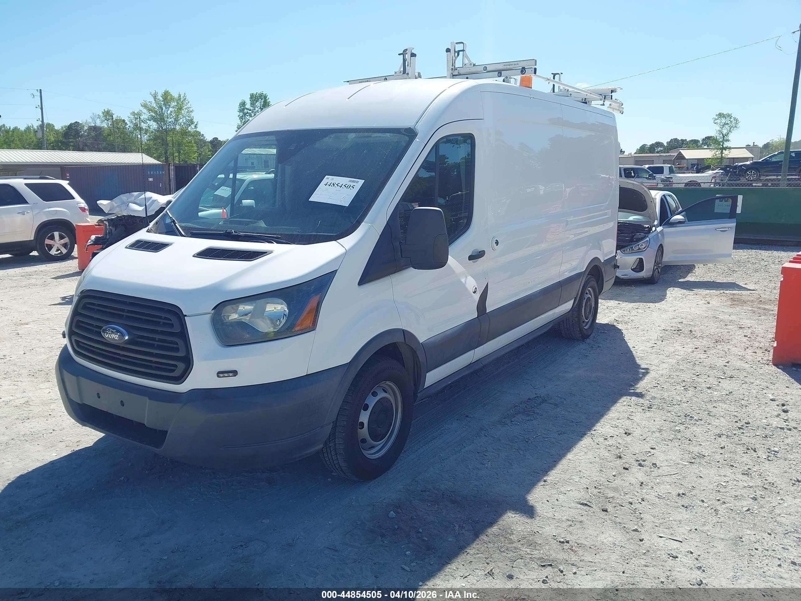 FORD TRANSIT-150 image 2