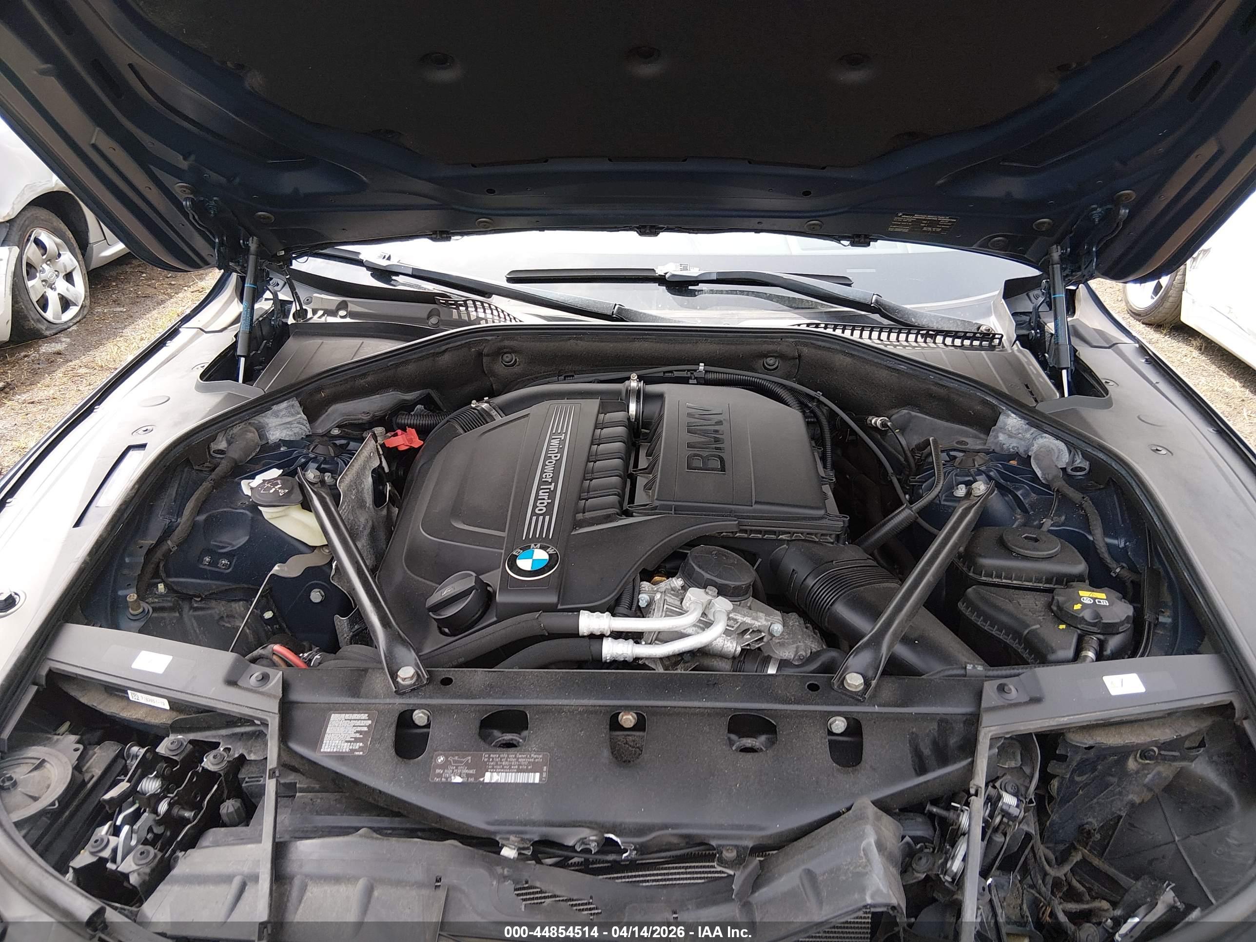 BMW 740LI image 10