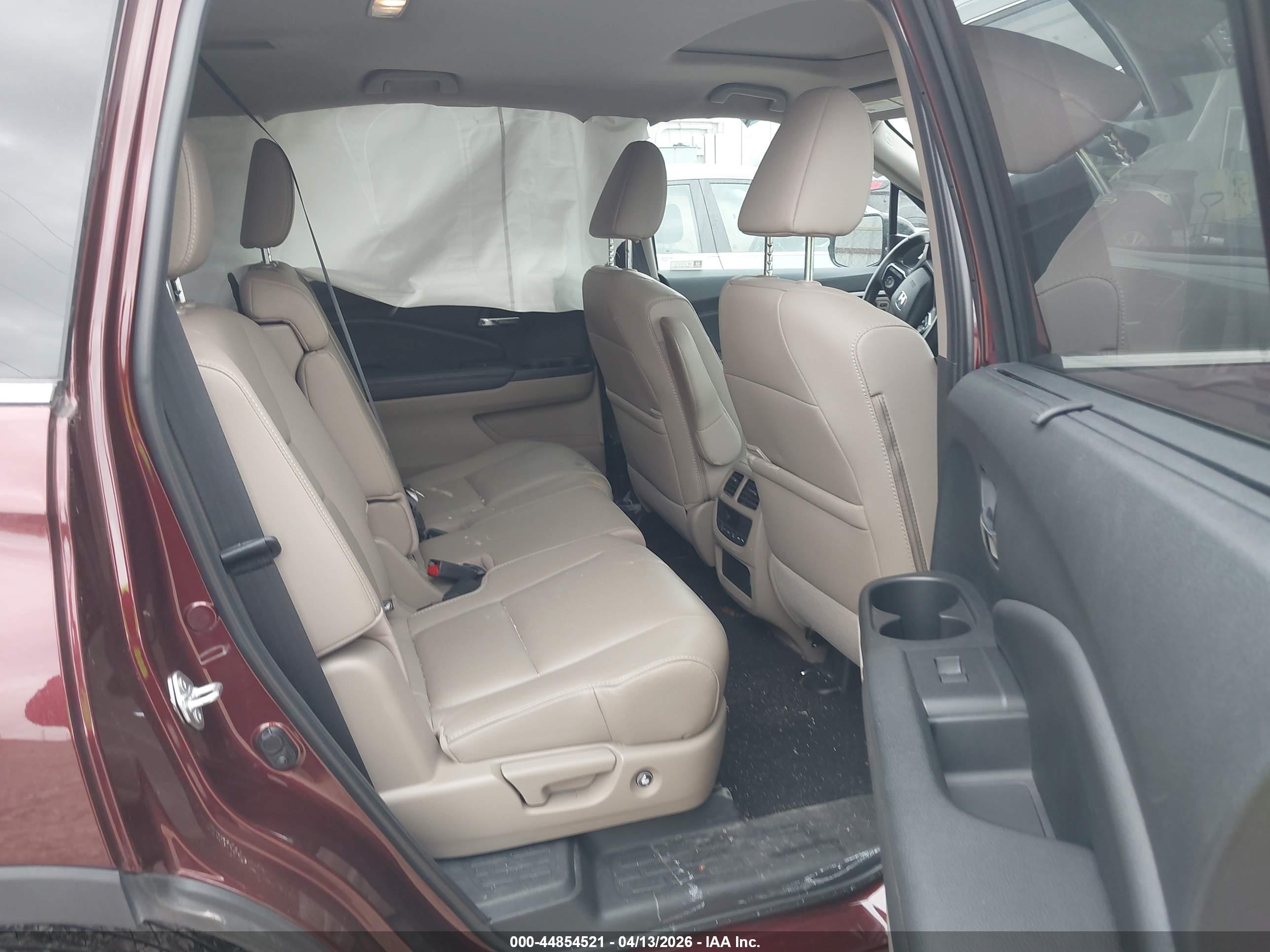 HONDA PILOT image 8