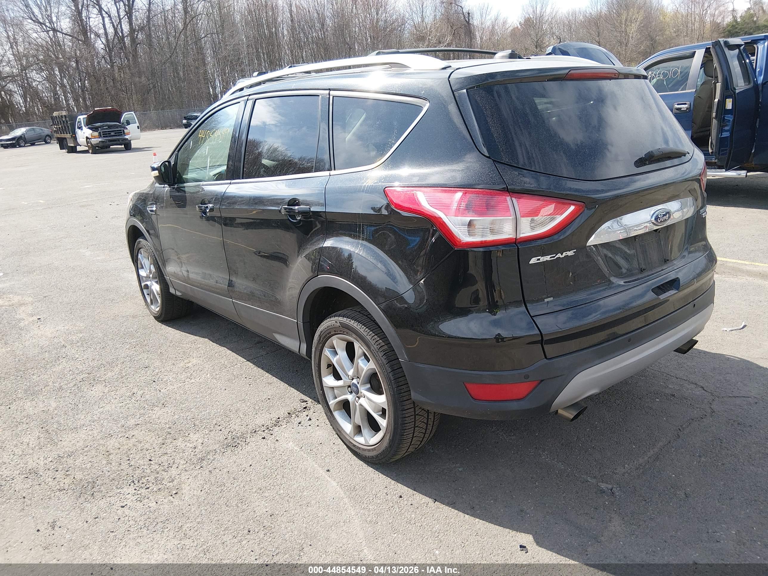 FORD ESCAPE image 3