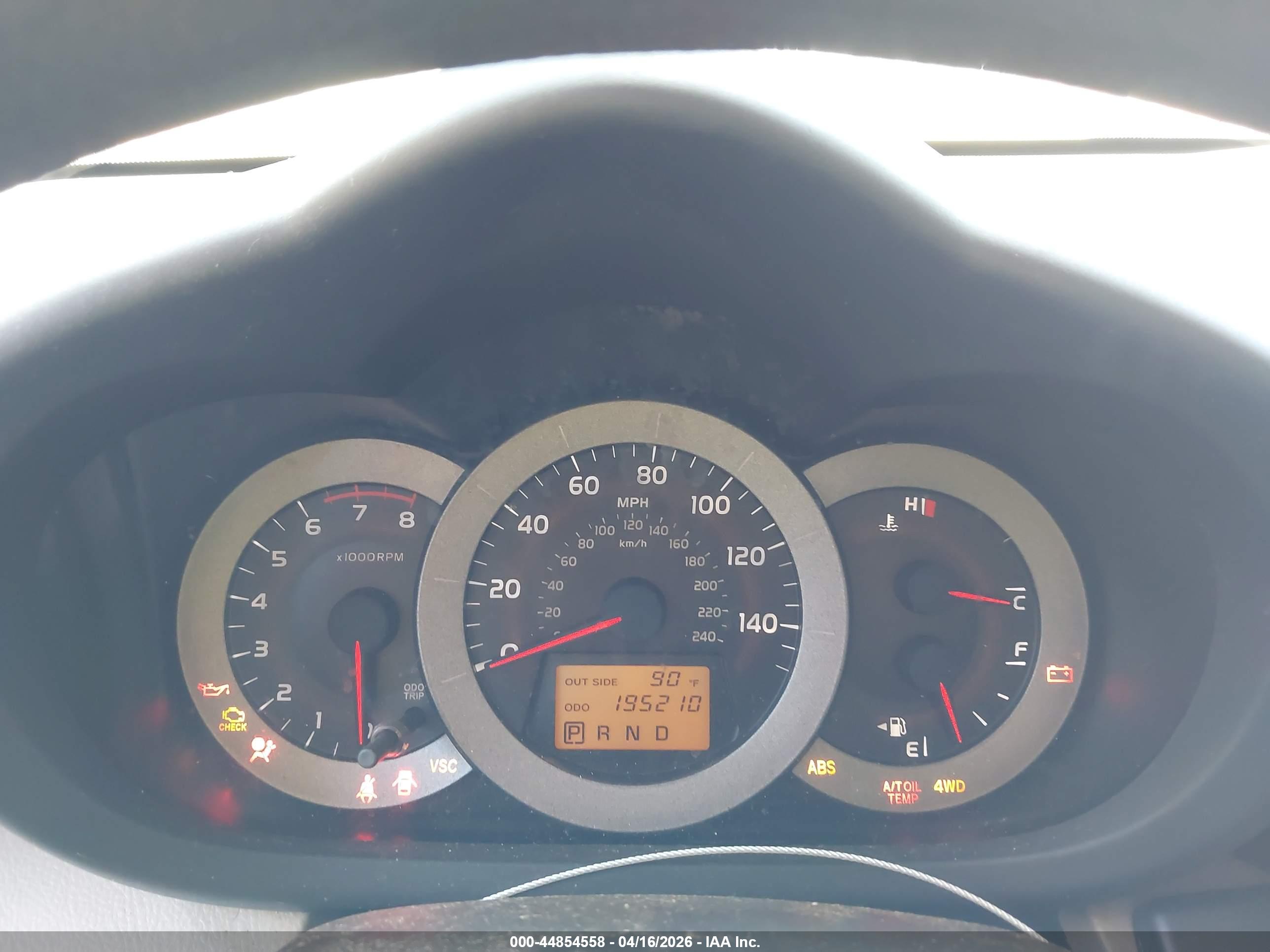 TOYOTA RAV4 image 7