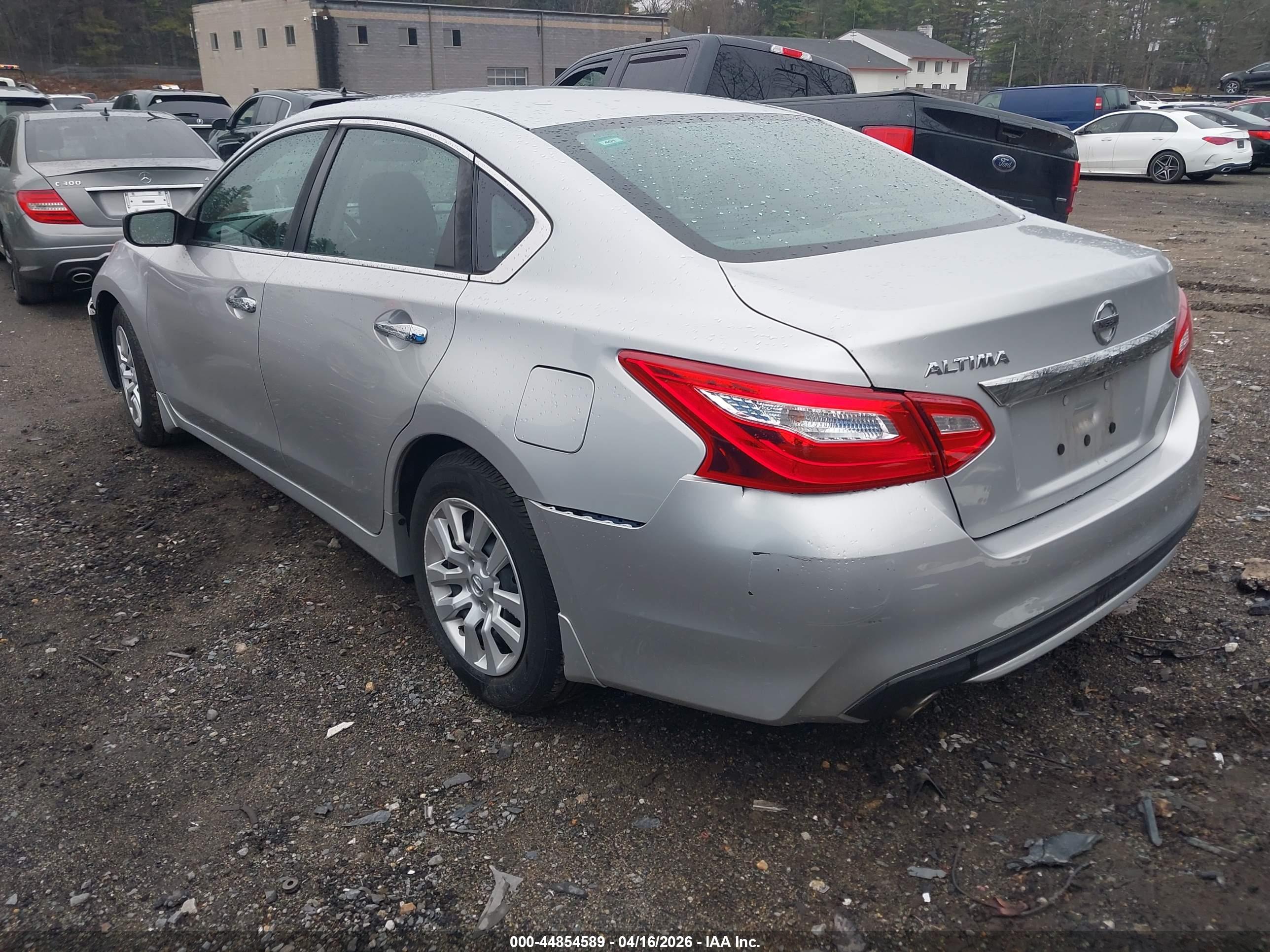 NISSAN ALTIMA image 3