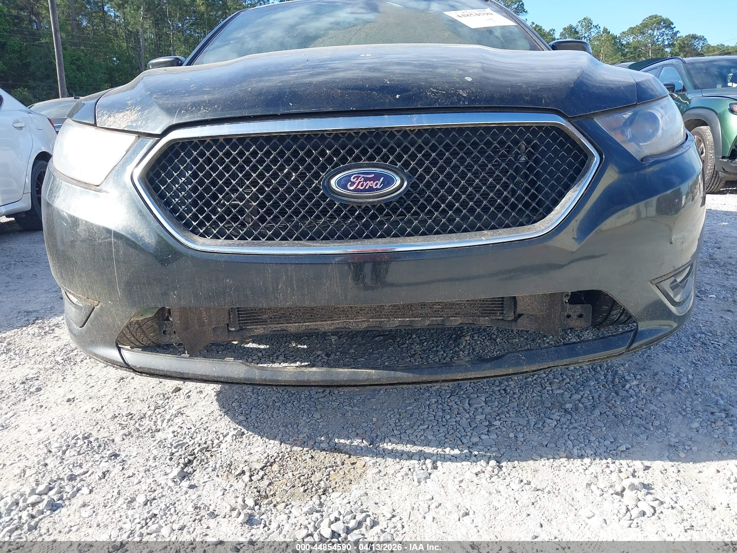 FORD TAURUS image 6