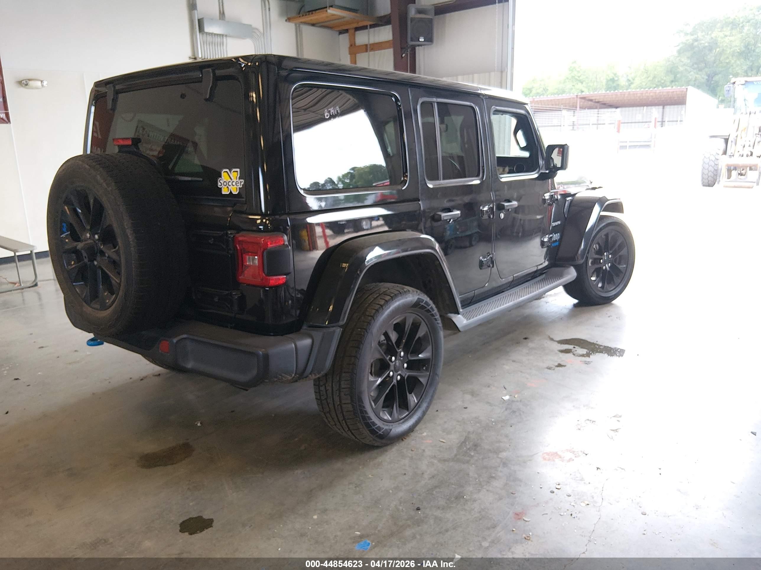 JEEP WRANGLER image 4
