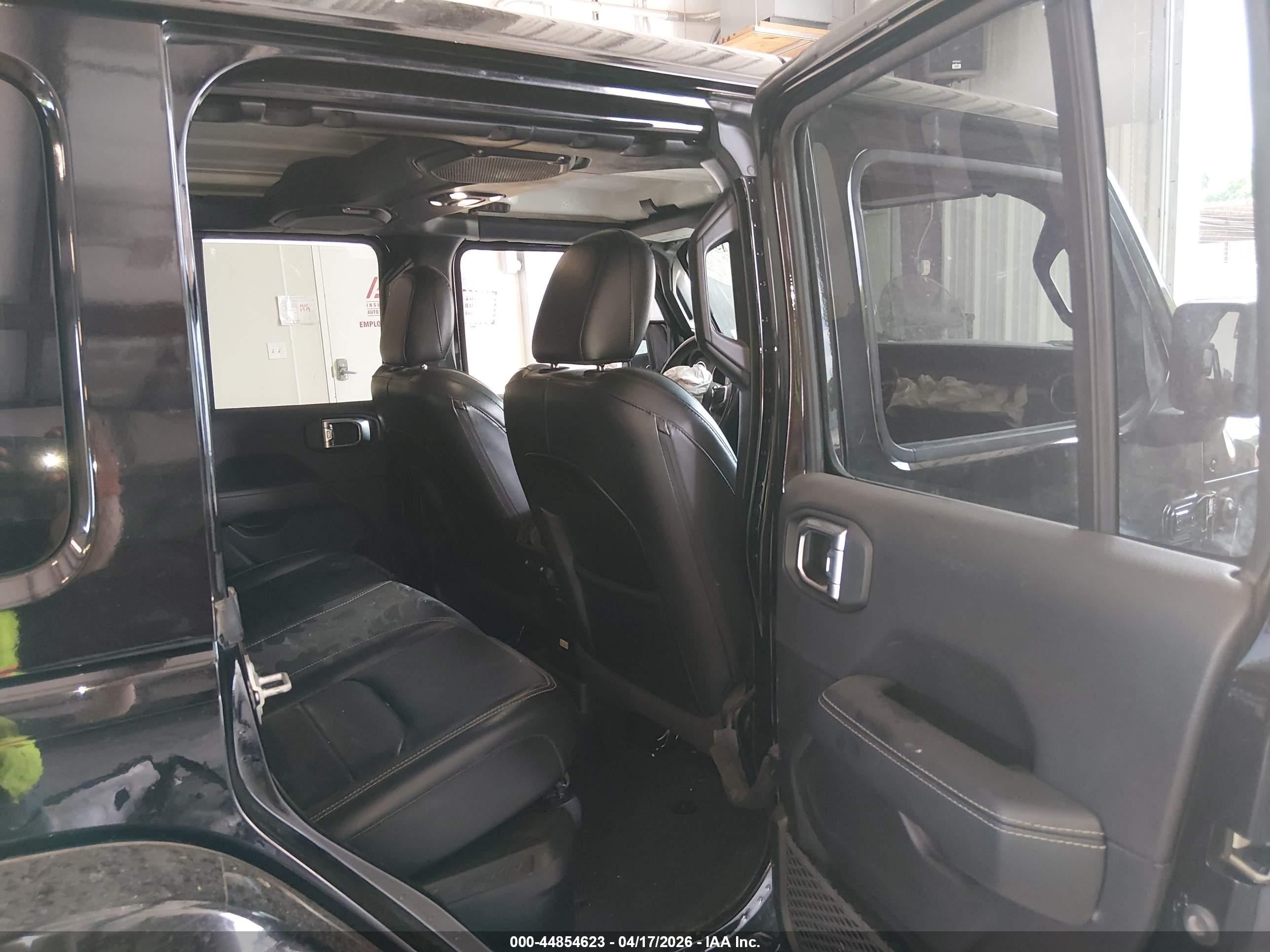 JEEP WRANGLER image 8