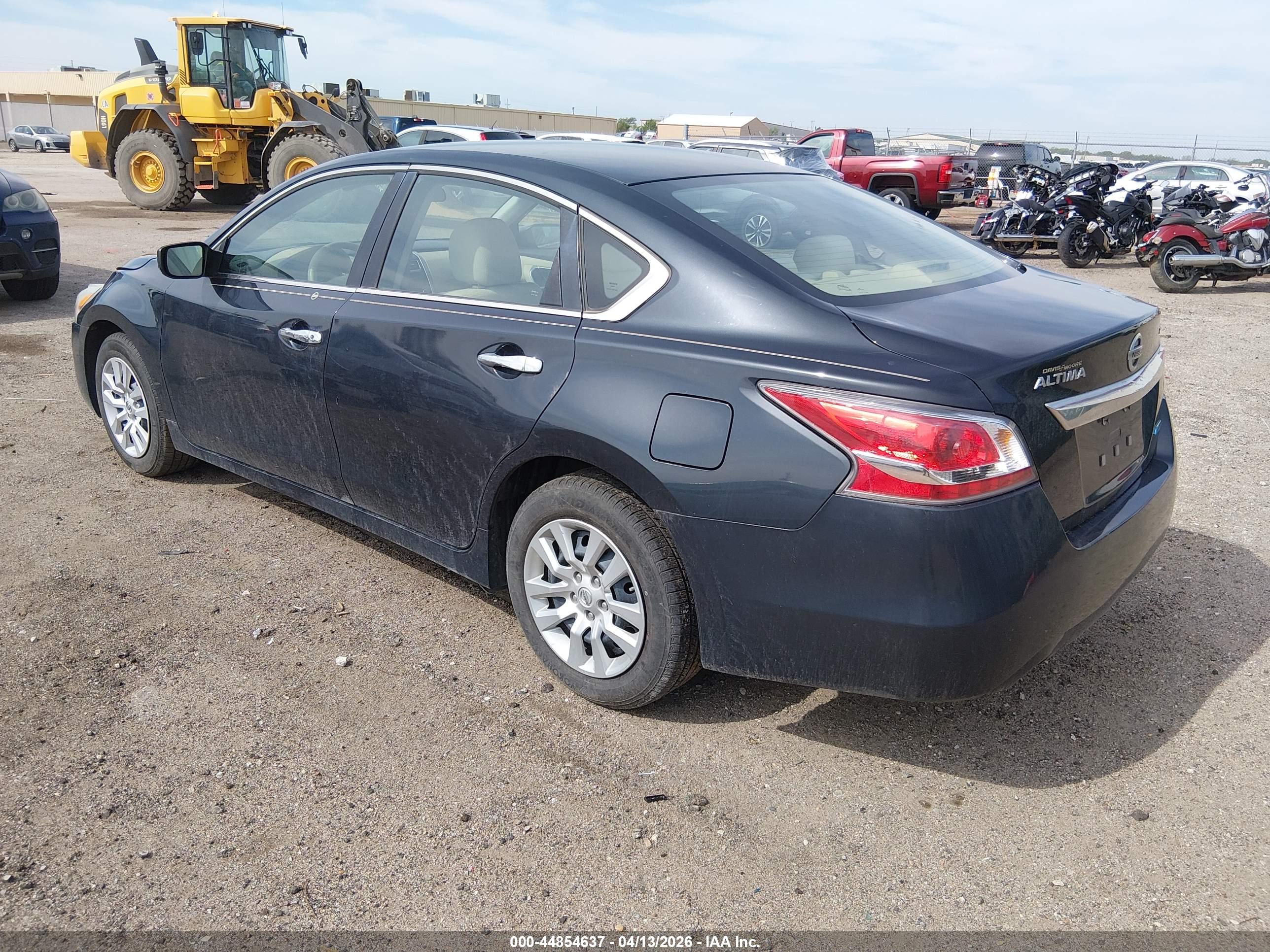NISSAN ALTIMA image 3