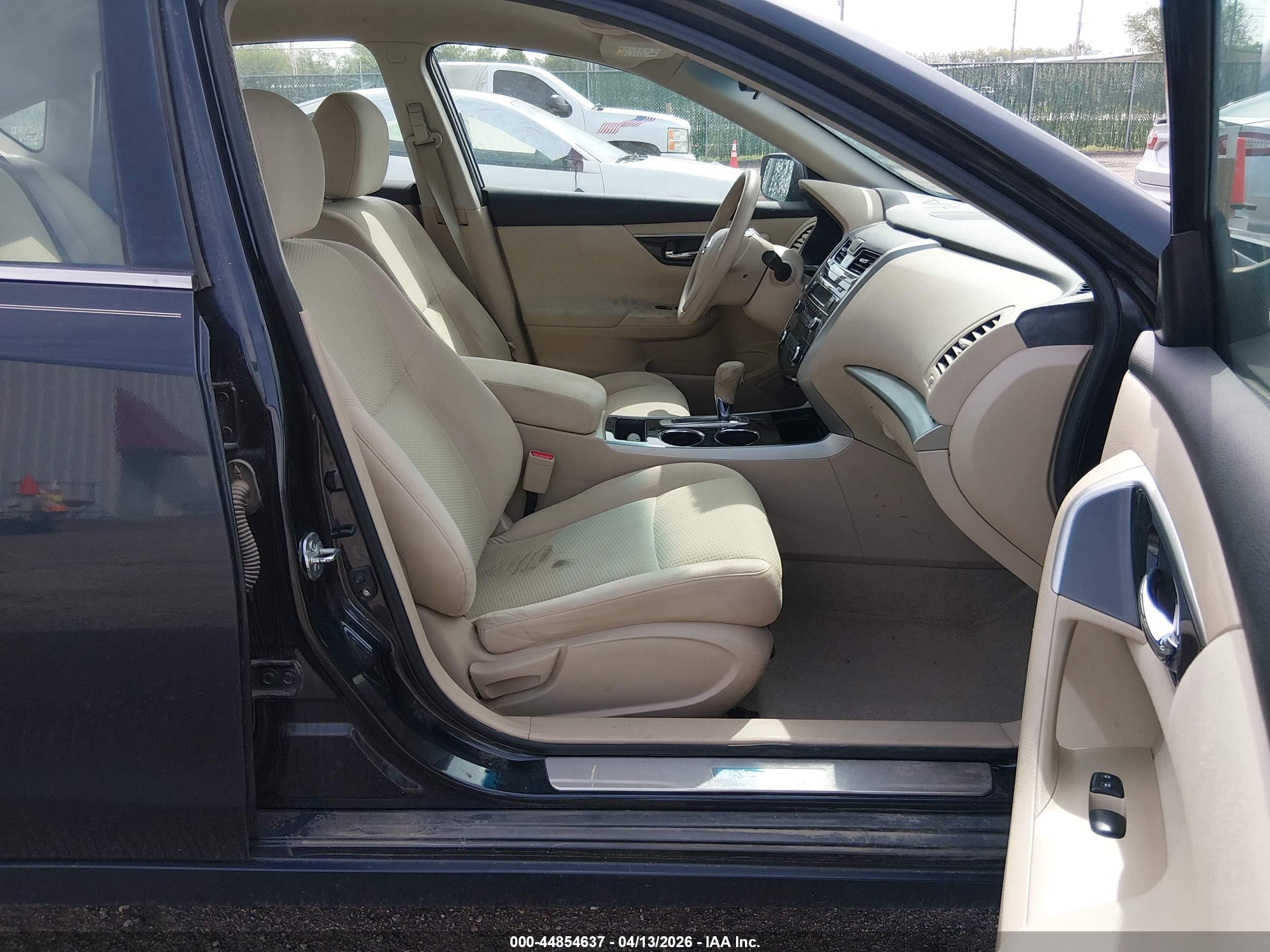 NISSAN ALTIMA image 5