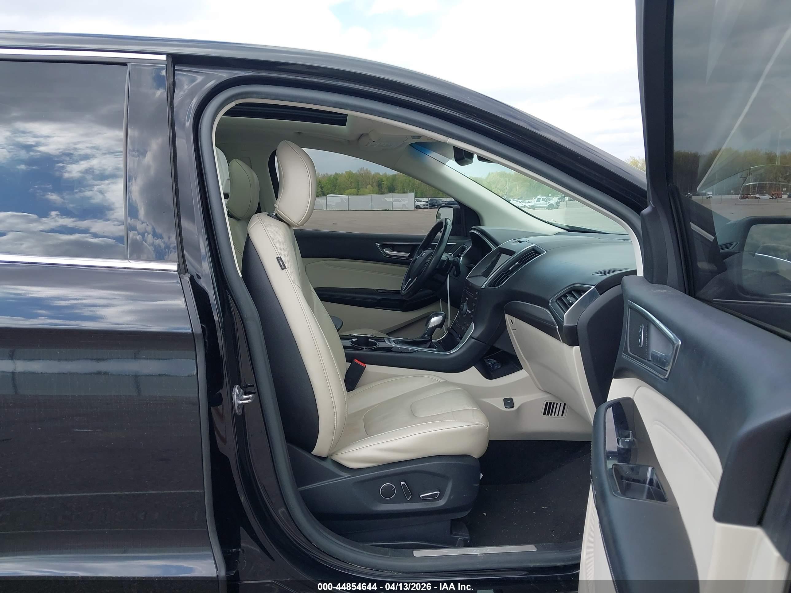 FORD EDGE image 5