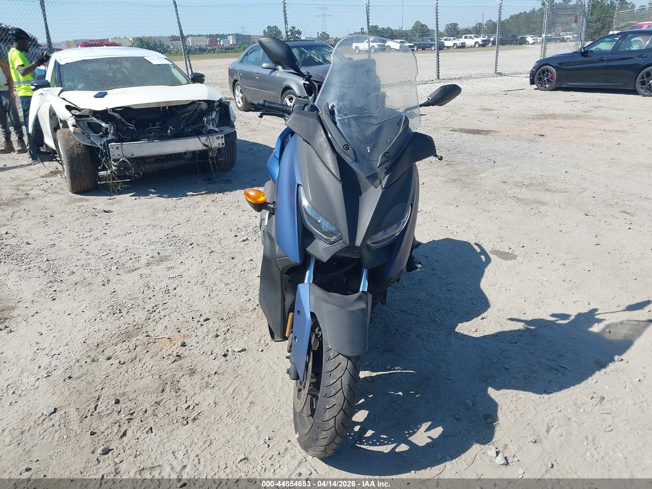 YAMAHA CZD300 image 5