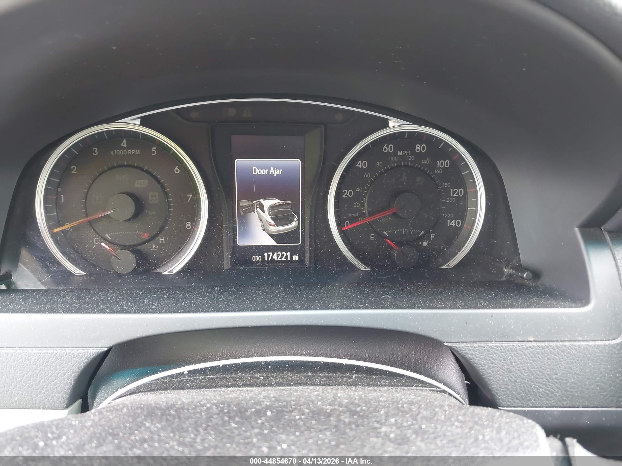 TOYOTA CAMRY image 7