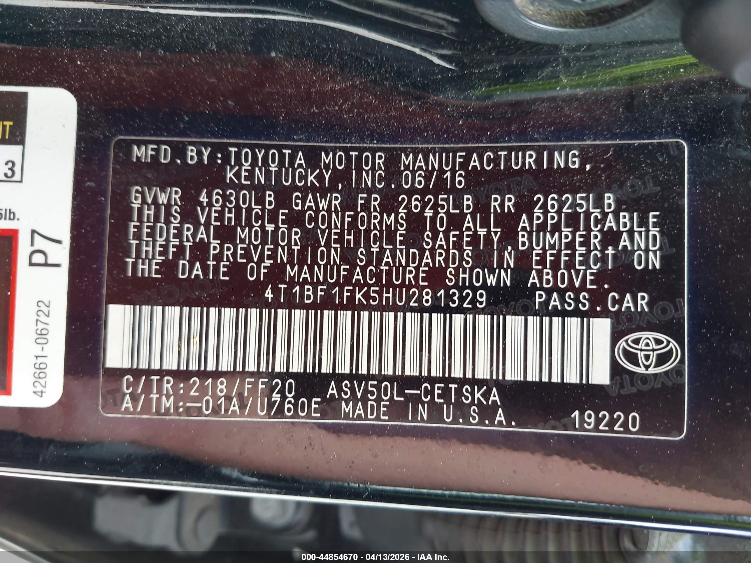 TOYOTA CAMRY image 9