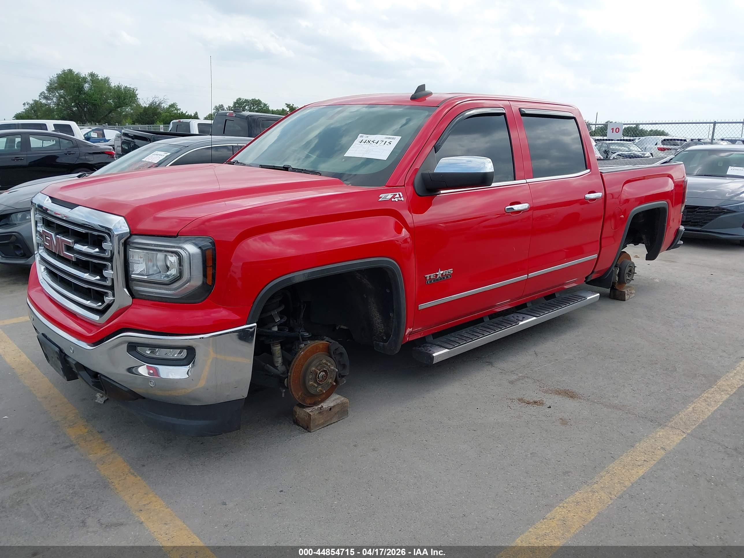 GMC SIERRA image 2
