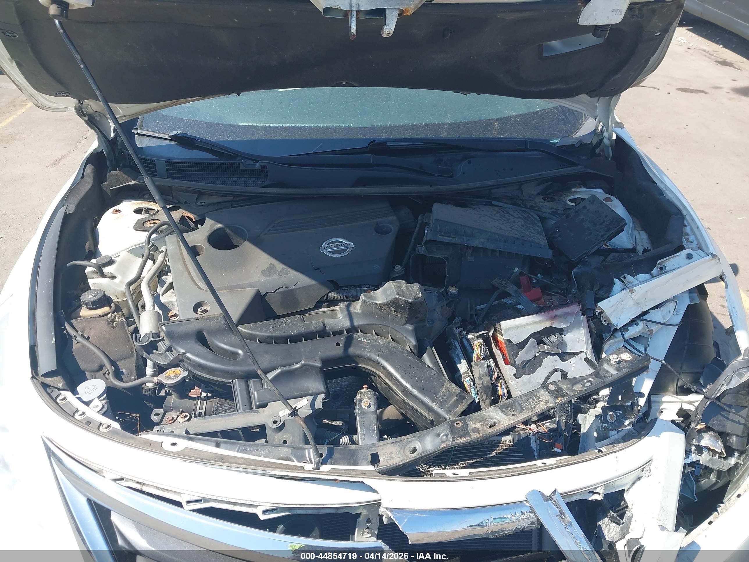 NISSAN ALTIMA image 10