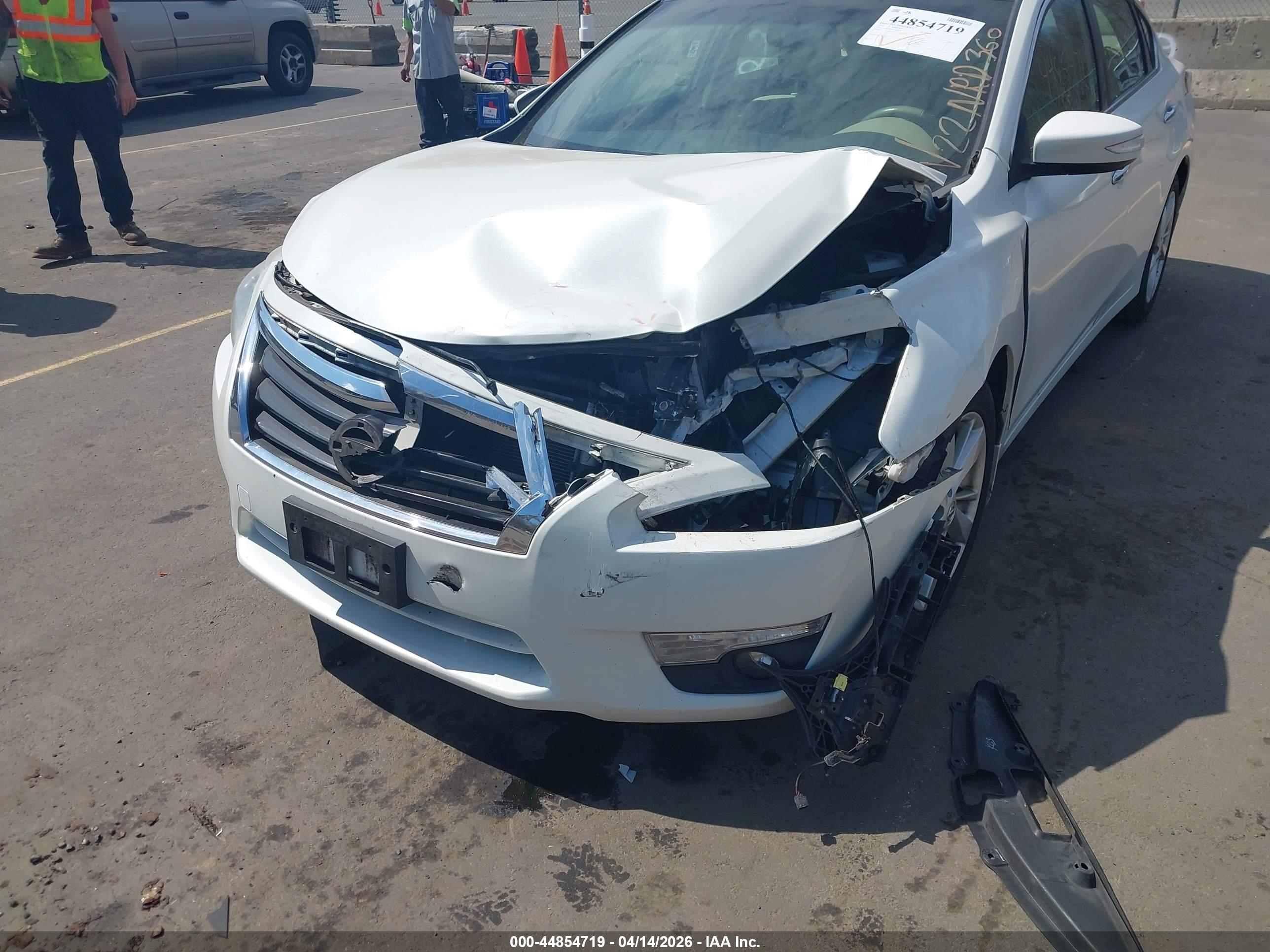 NISSAN ALTIMA image 6