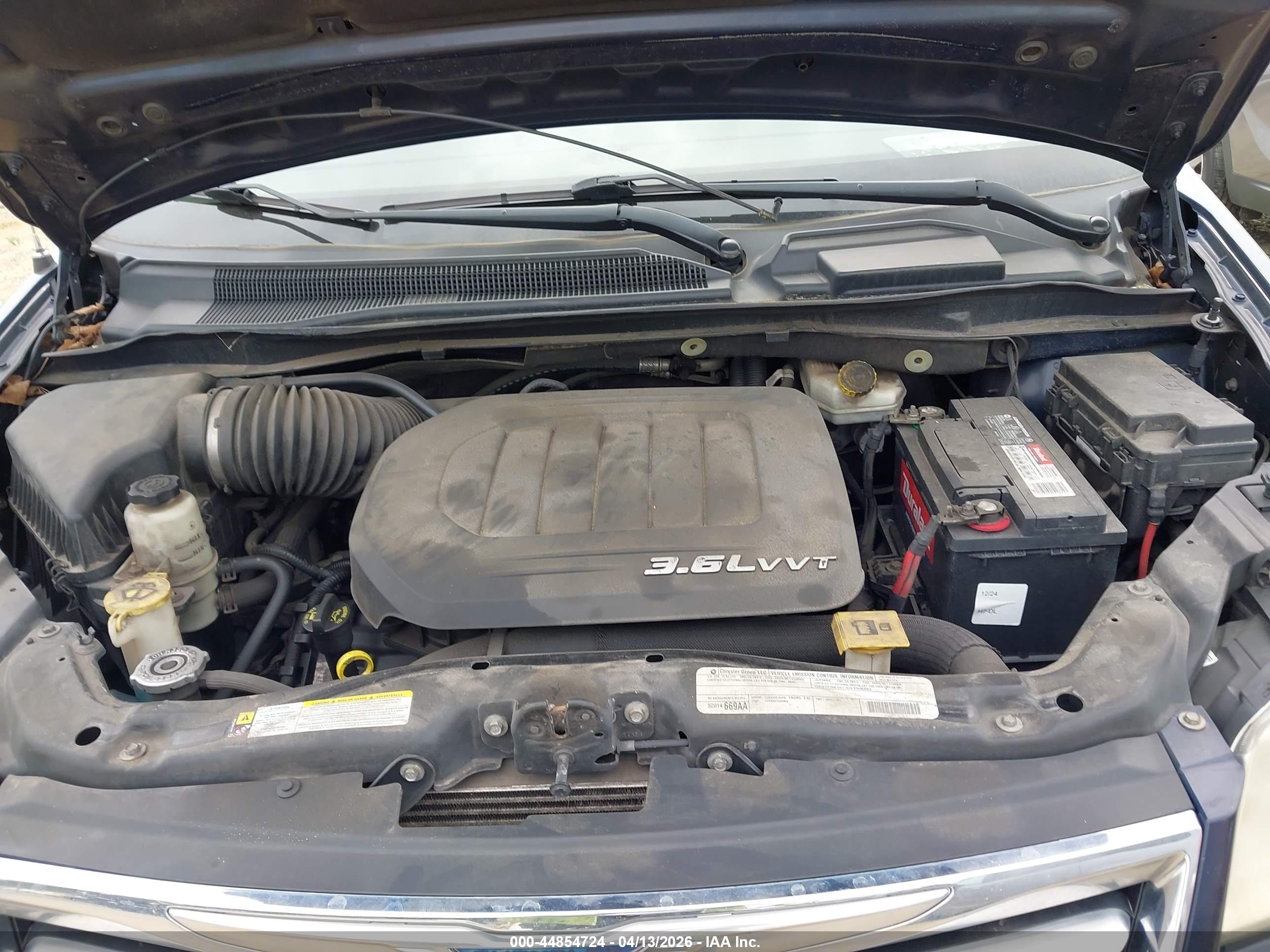 CHRYSLER TOWN image 10