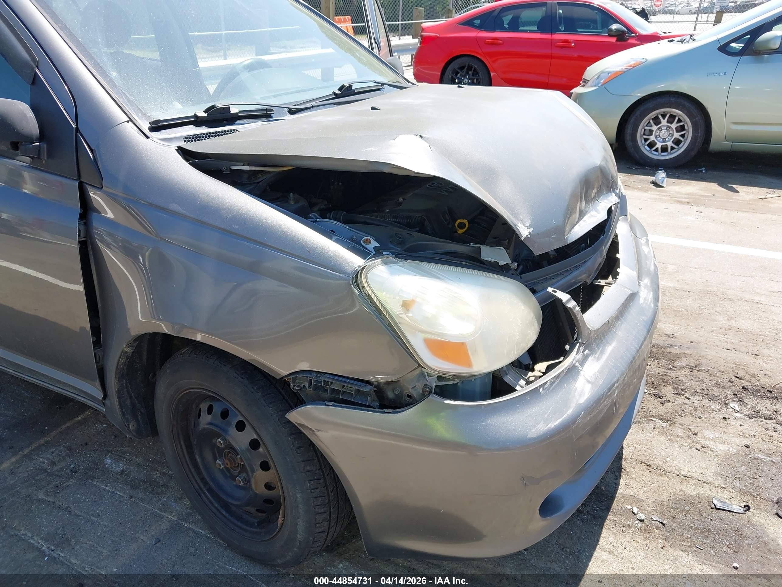 TOYOTA ECHO image 6
